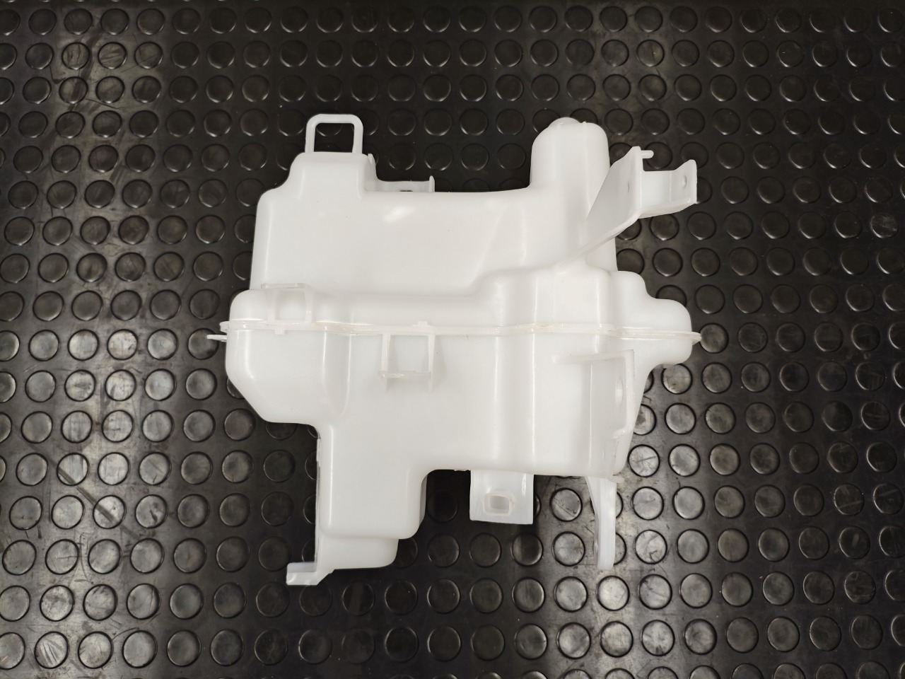 Бачок омывателя, 2900 рублей, Красноярск