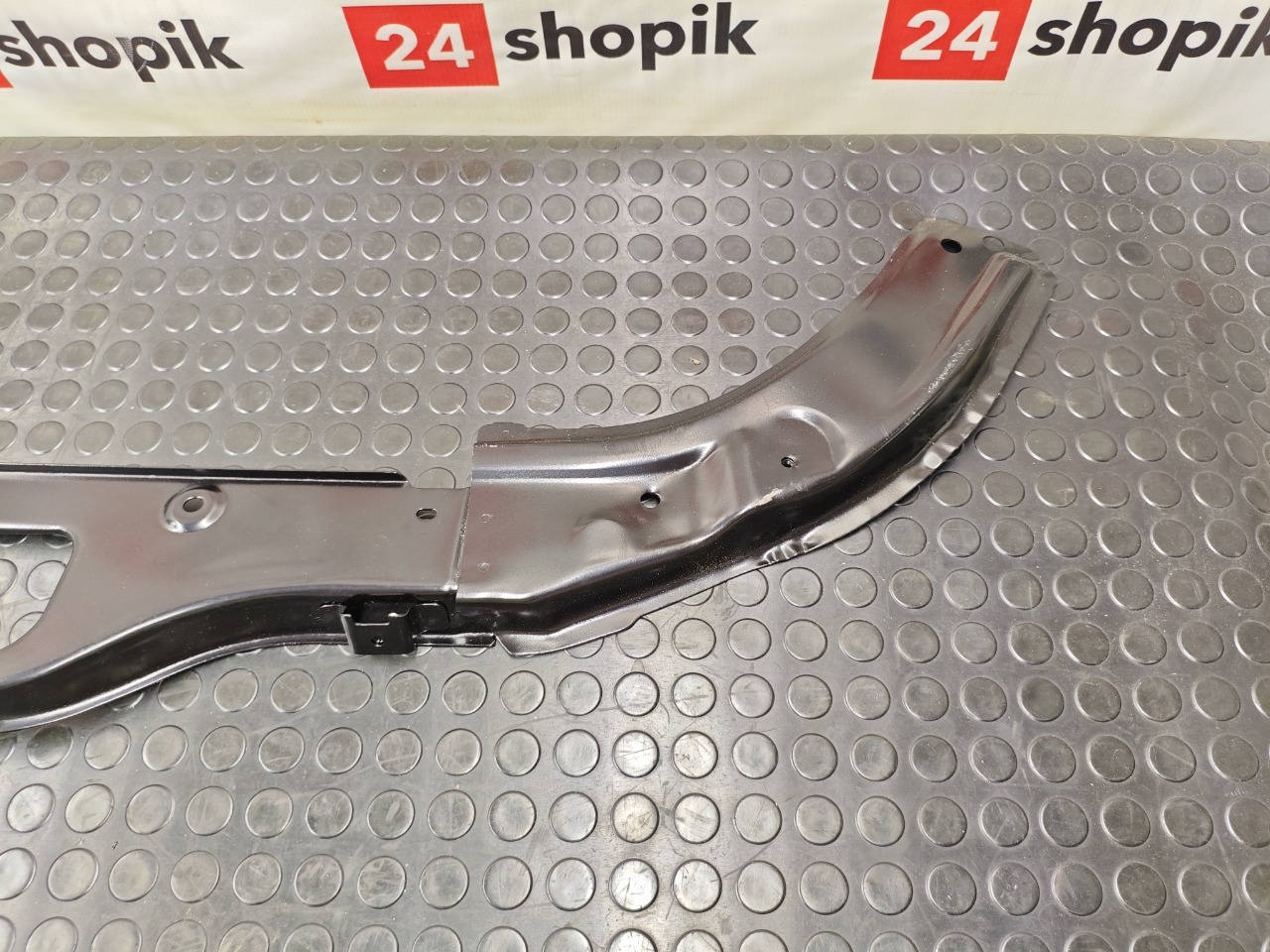 Кронштейн рамки радиатора, 5100 рублей, Красноярск