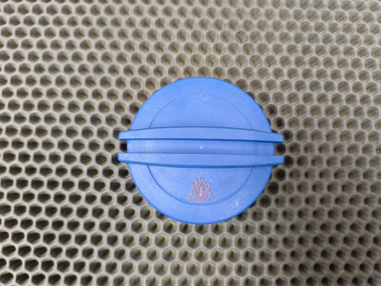 Крышка расширительного бачка, 1700 рублей, Красноярск