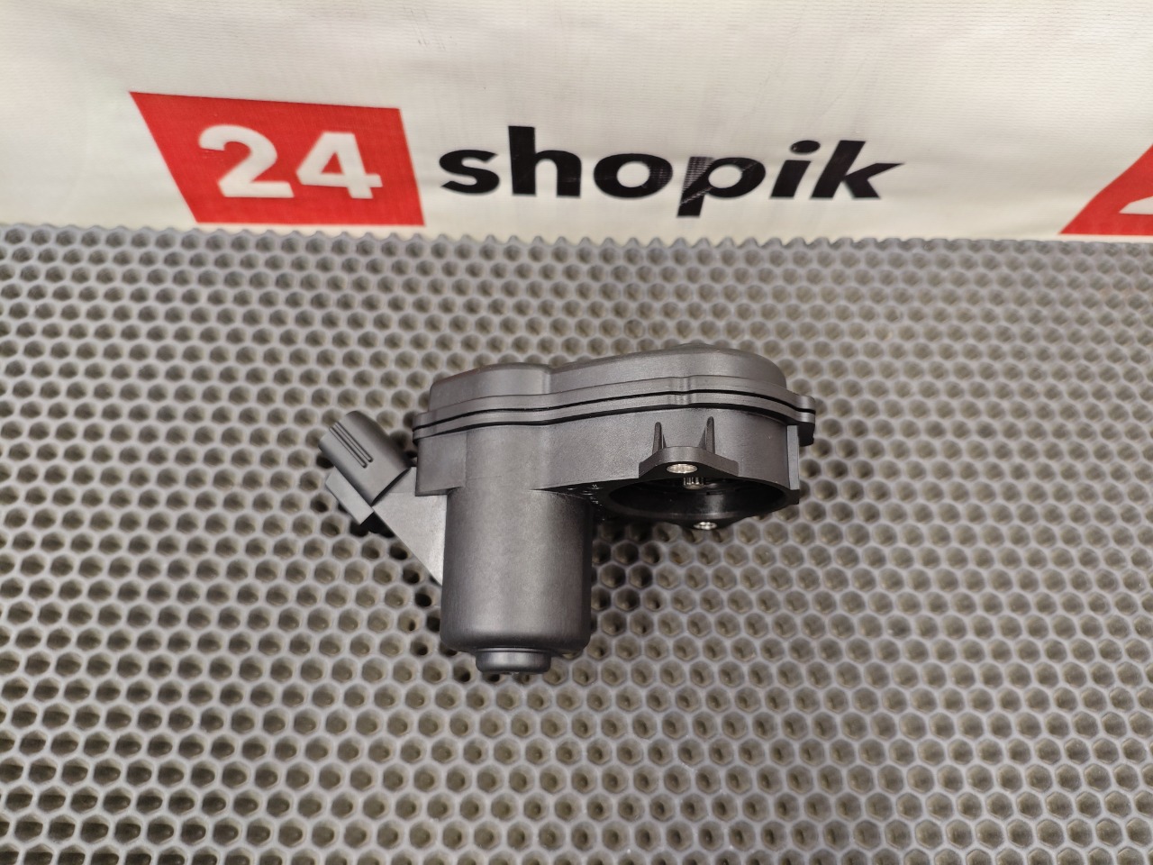 Мотор стояночного тормоза, 14300 рублей, Красноярск