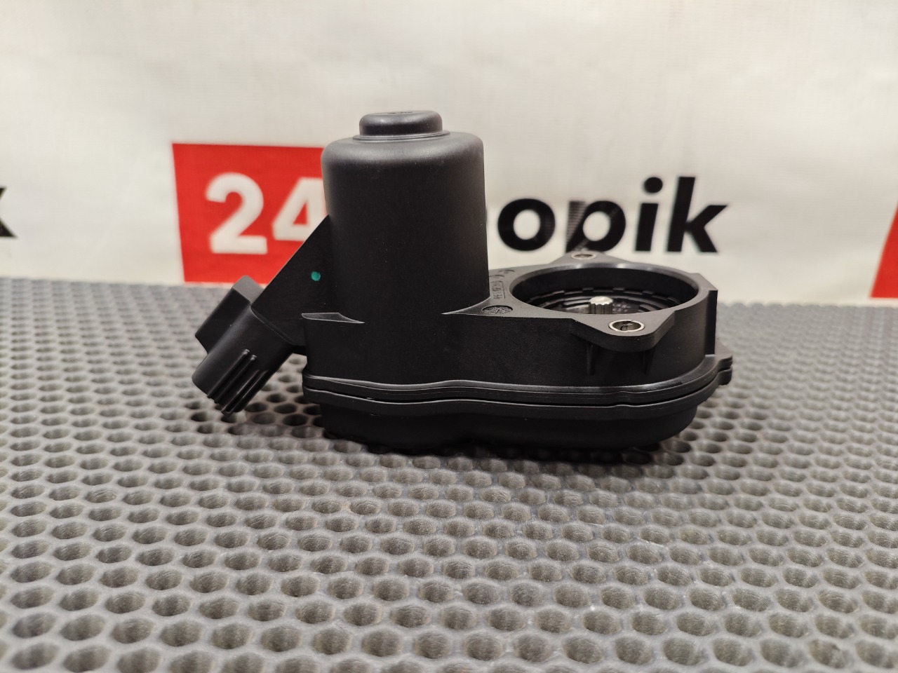 Мотор стояночного тормоза, 14300 рублей, Красноярск