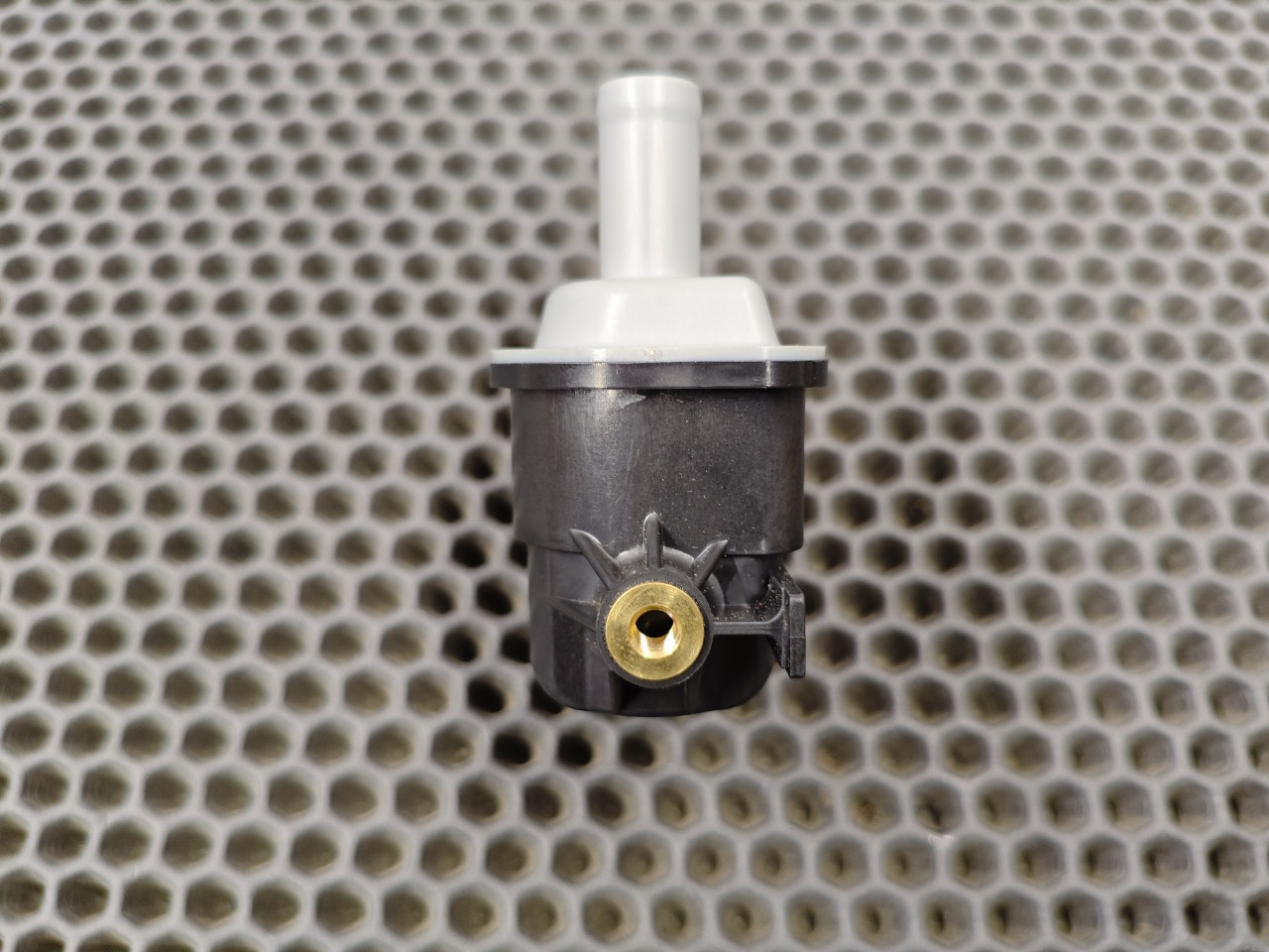 клапан вентиляции топливного бака, 9900 рублей, Красноярск