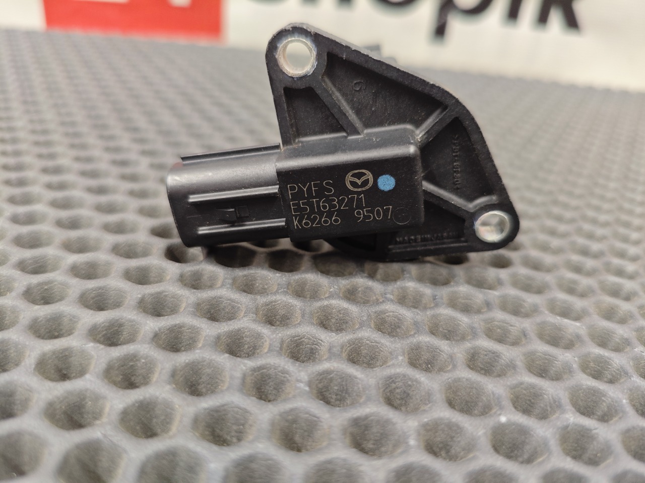 Датчик массового расхода воздуха, 10500 рублей, Красноярск