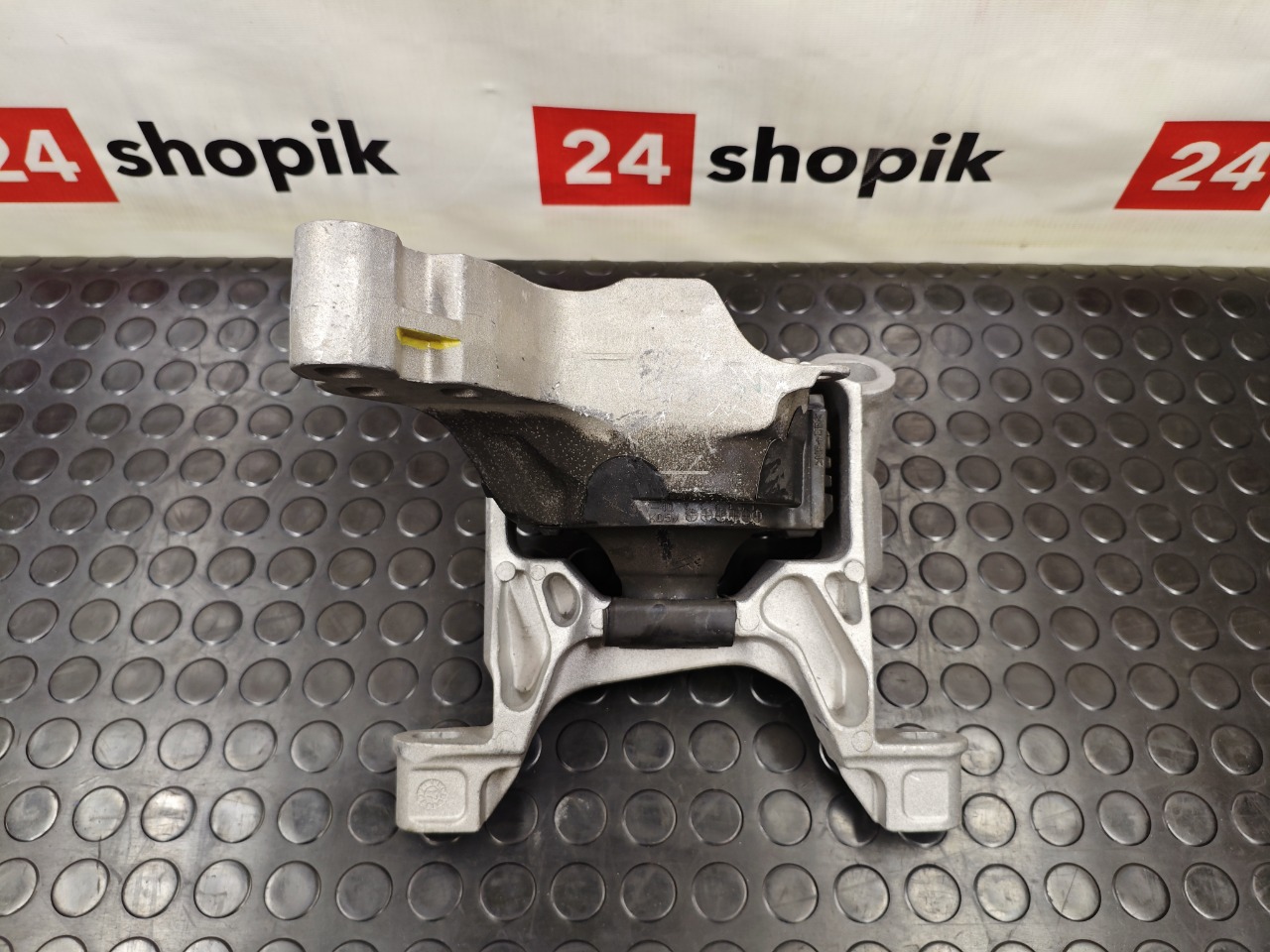 Опора двигателя, 13200 рублей, Красноярск