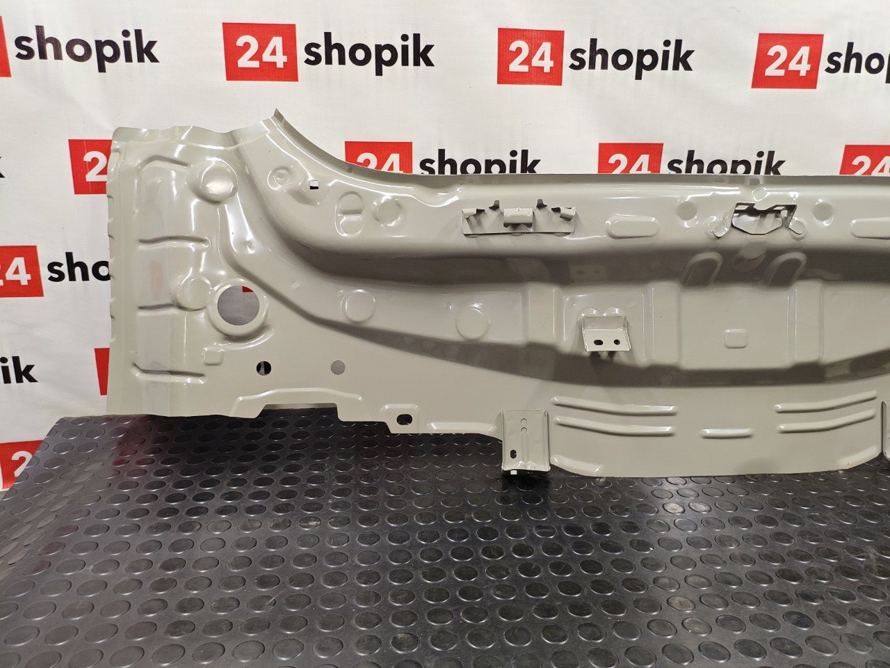 Задняя панель кузова, 38500 рублей, Красноярск