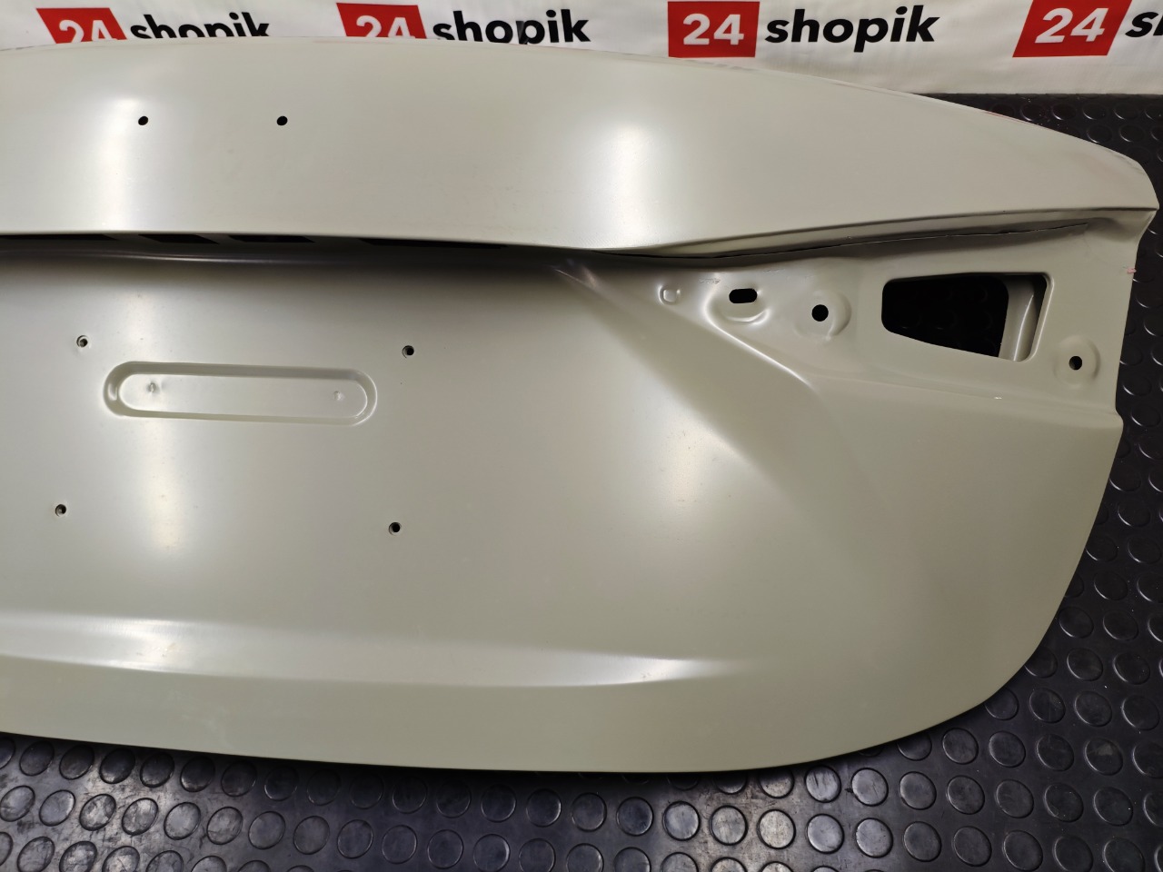 Крышка багажника, 25000 рублей, Красноярск