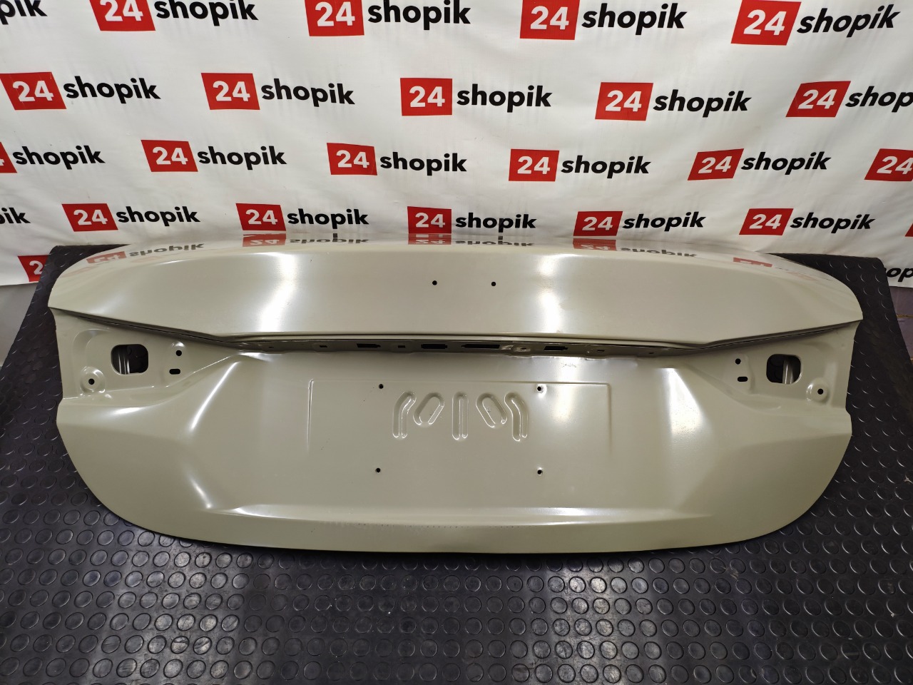 Крышка багажника, 35000 рублей, Красноярск