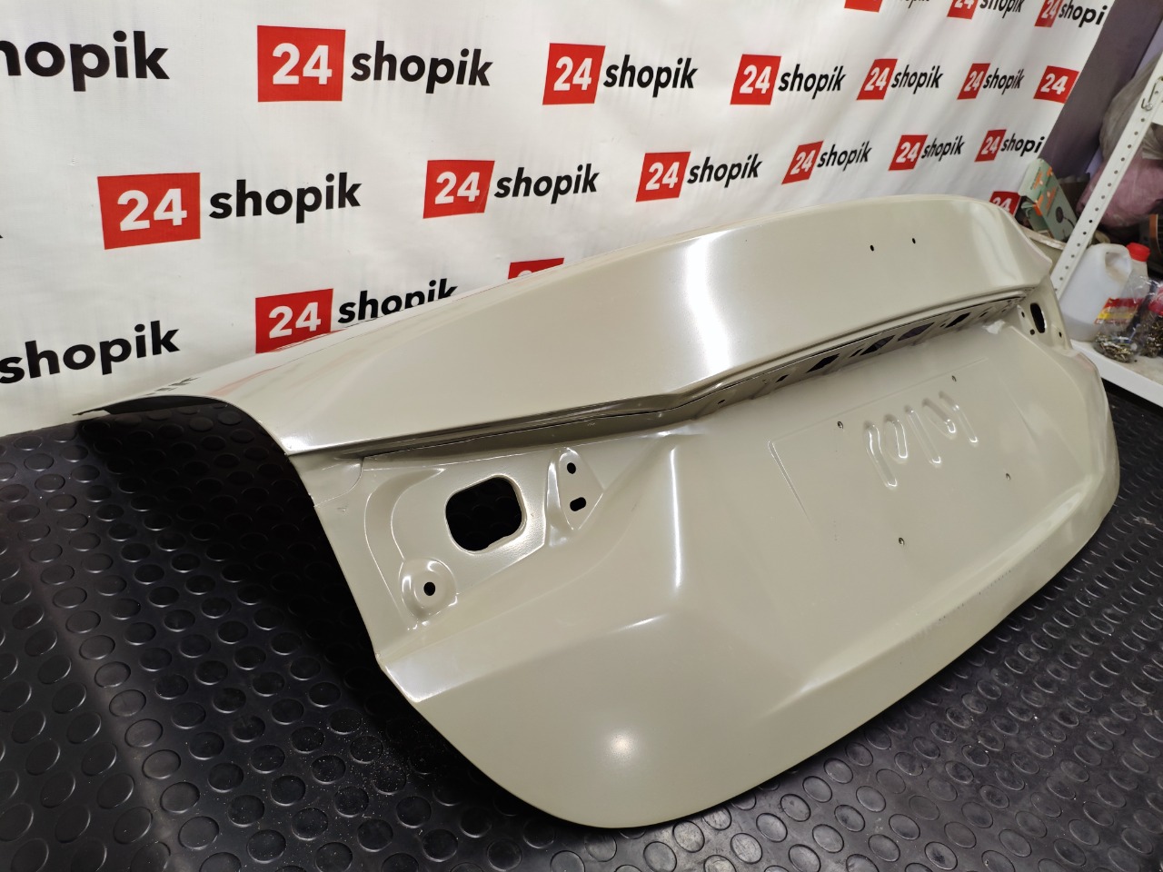 Крышка багажника, 35000 рублей, Красноярск