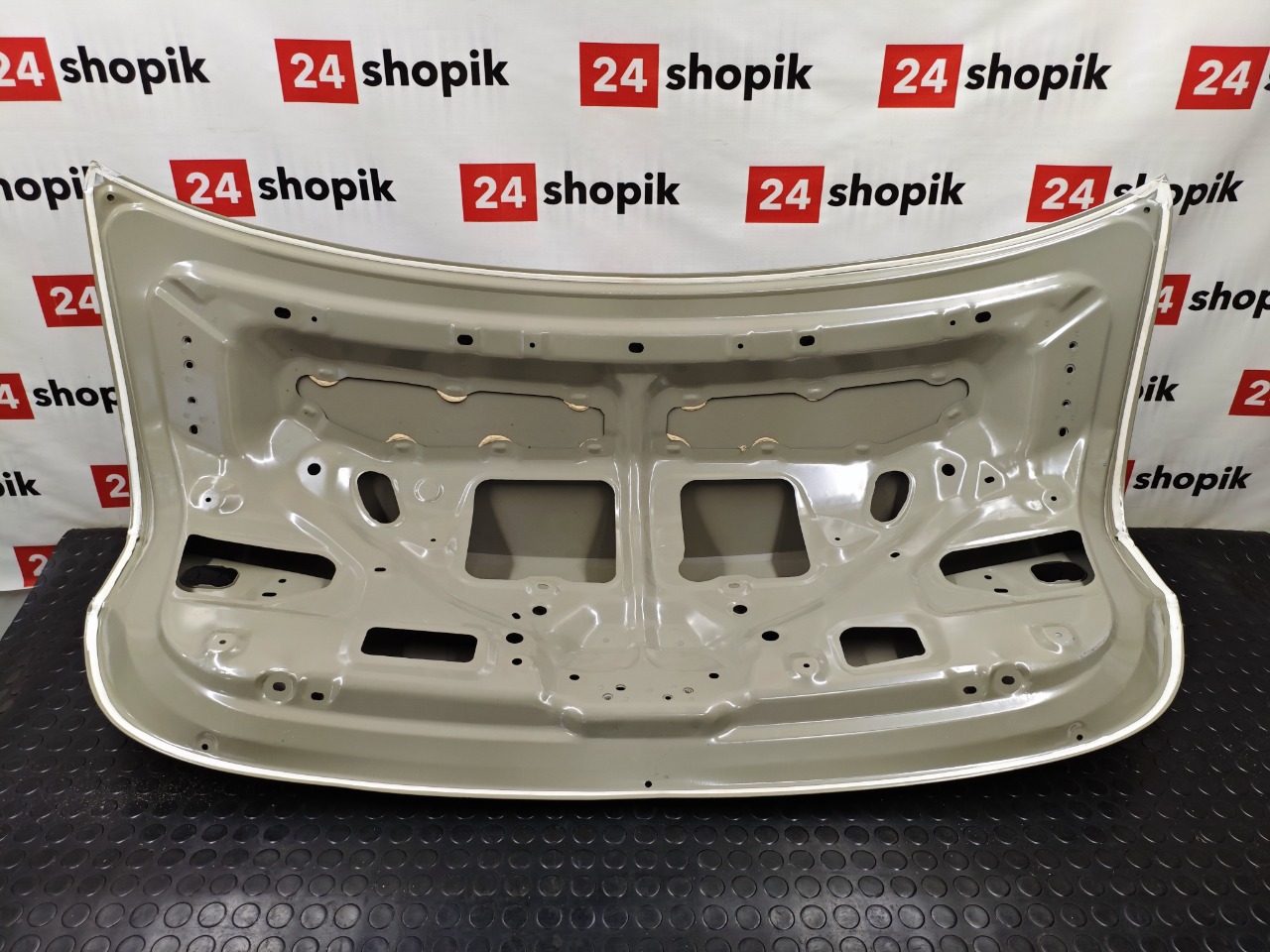 Крышка багажника, 35000 рублей, Красноярск