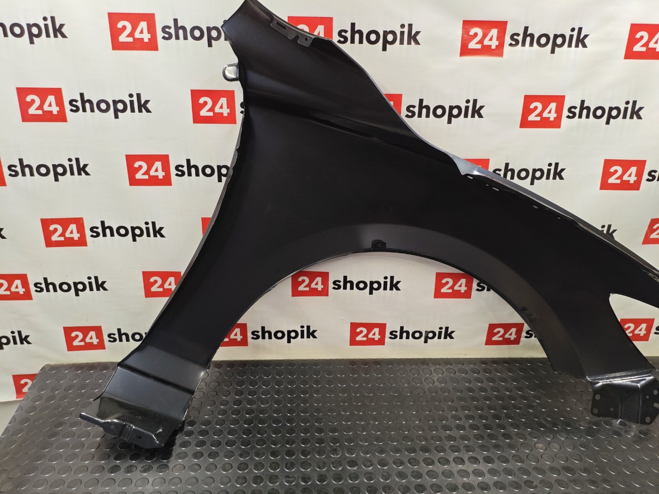 Крыло, 26400 рублей, Красноярск