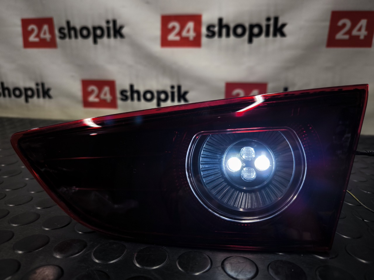 Фонарь заднего хода, 8300 рублей, Красноярск