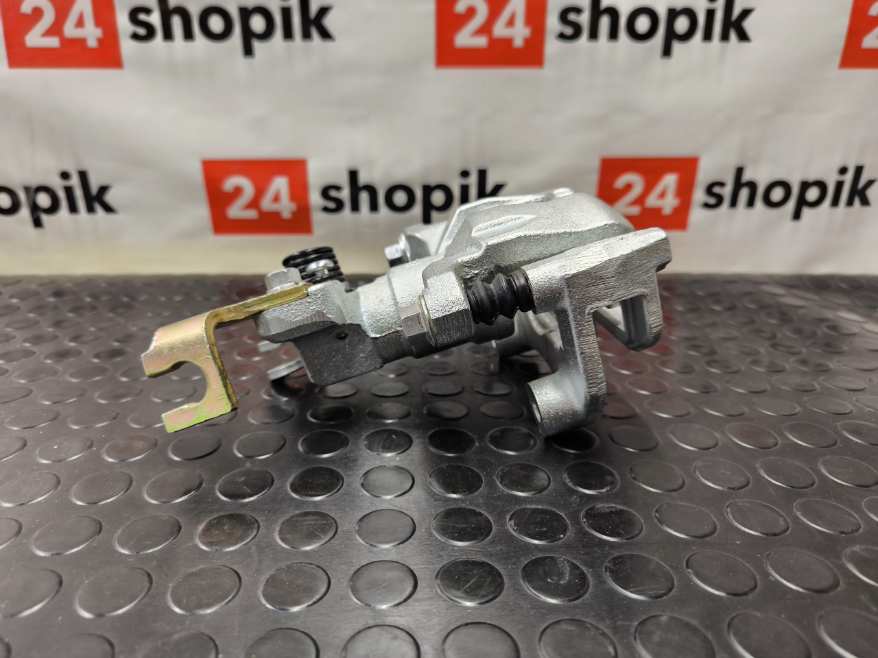 Суппорт тормозной, 8300 рублей, Красноярск