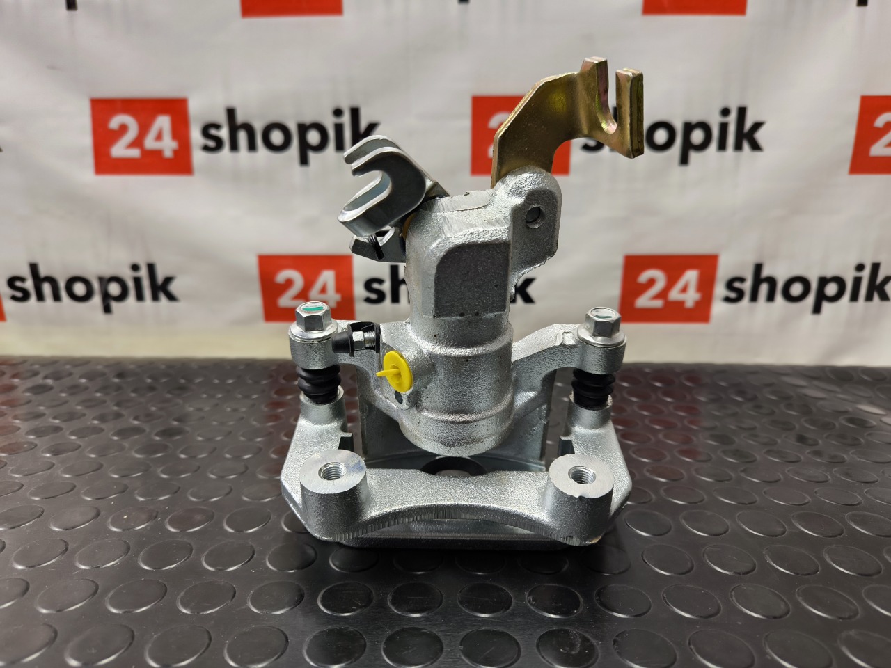 Суппорт тормозной, 8300 рублей, Красноярск