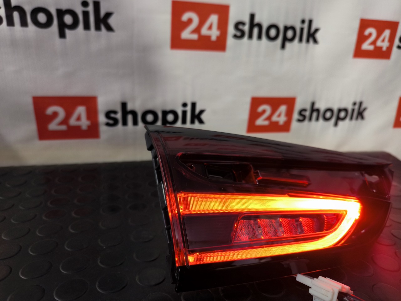 Фонарь заднего хода, 9900 рублей, Красноярск