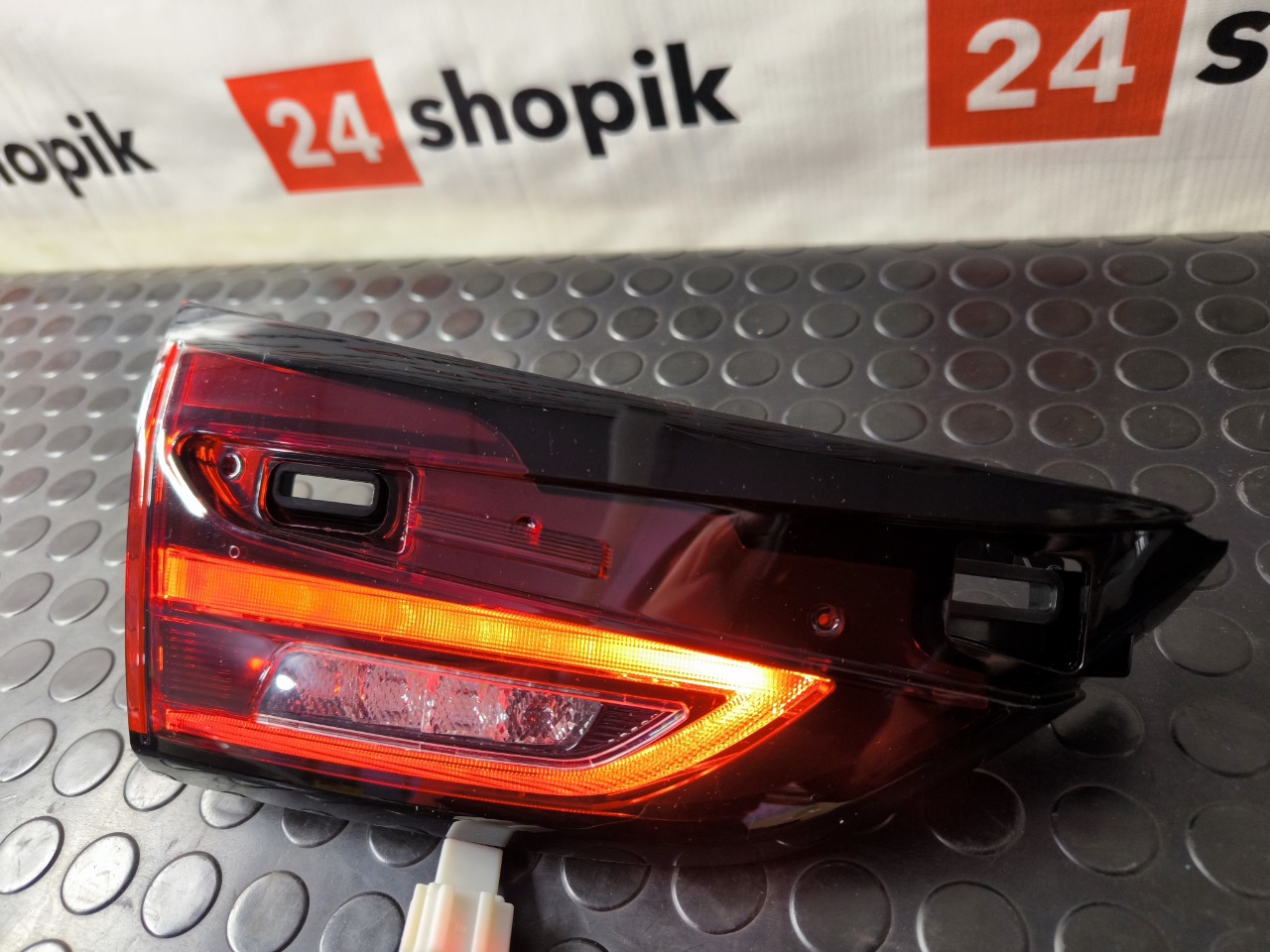 Фонарь заднего хода, 9900 рублей, Красноярск