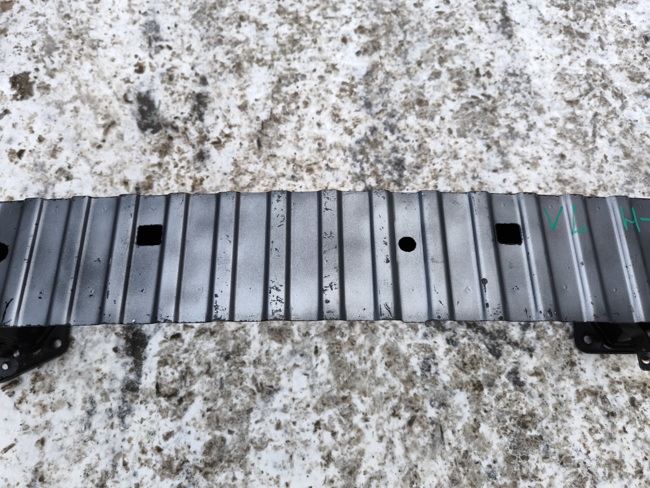 Усилитель бампера, 5100 рублей, Красноярск