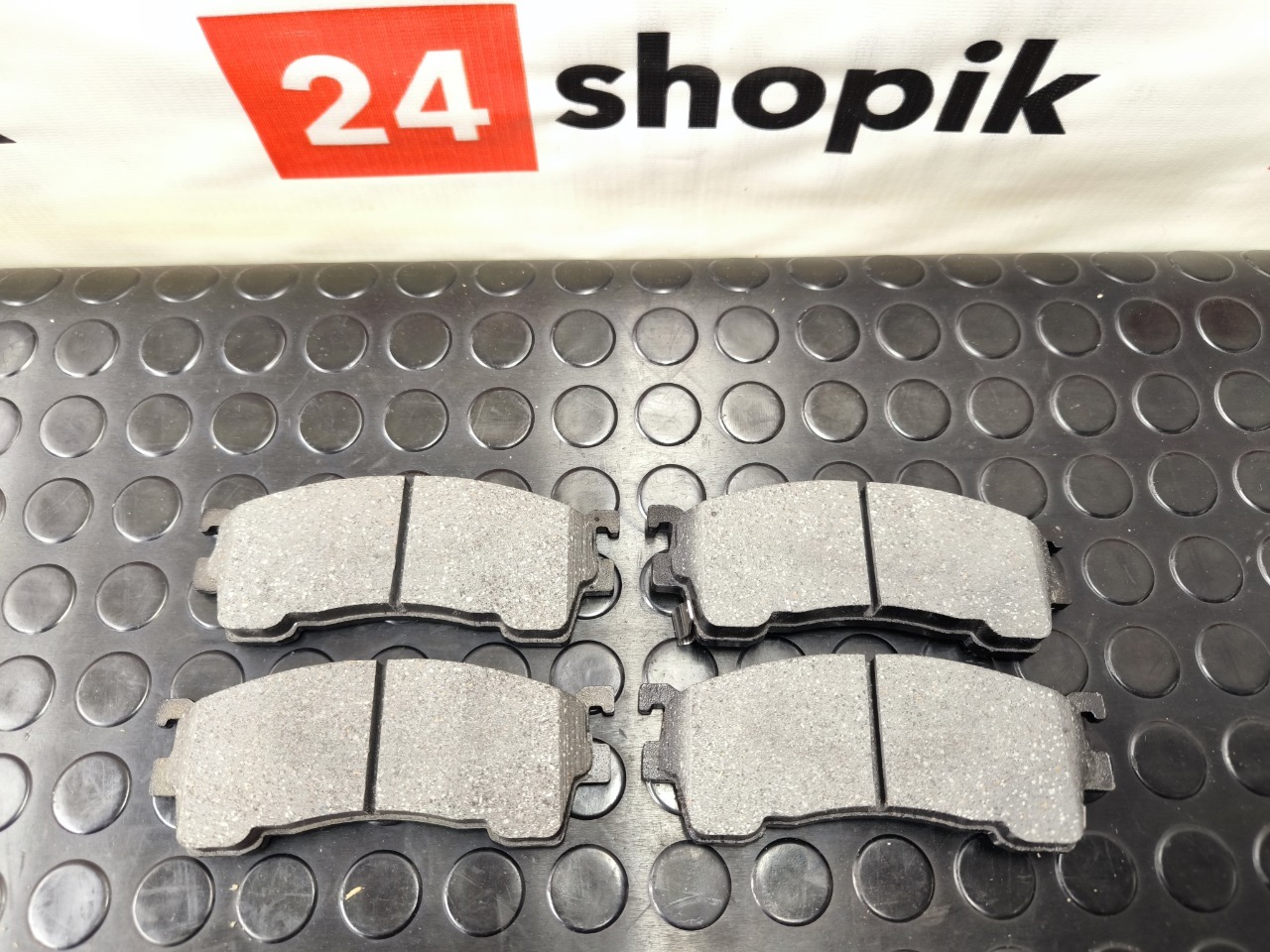 Тормозные колодки, 3100 рублей, Красноярск