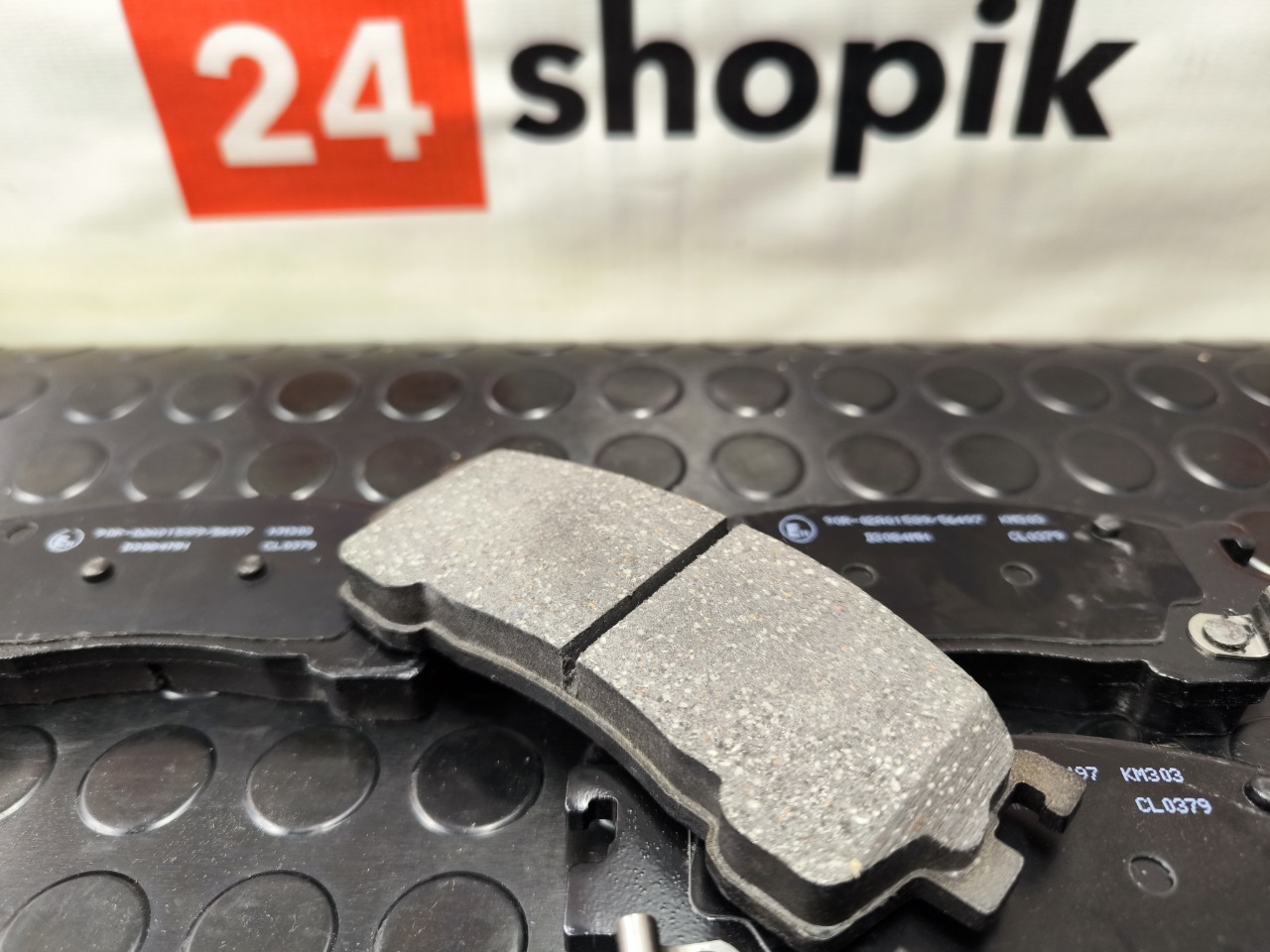 Тормозные колодки, 3100 рублей, Красноярск