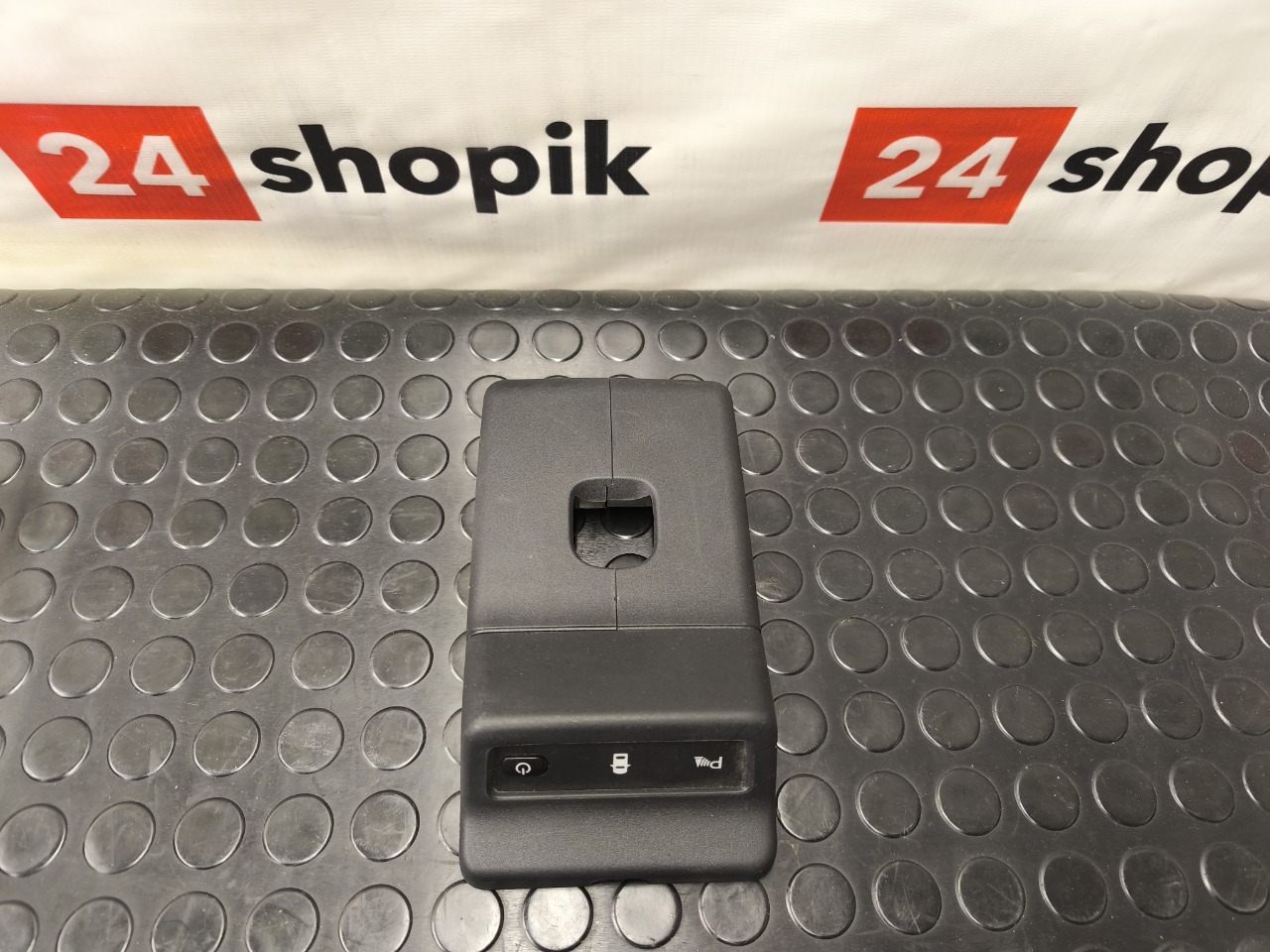 Накладка зеркала внутренняя, 3000 рублей, Красноярск