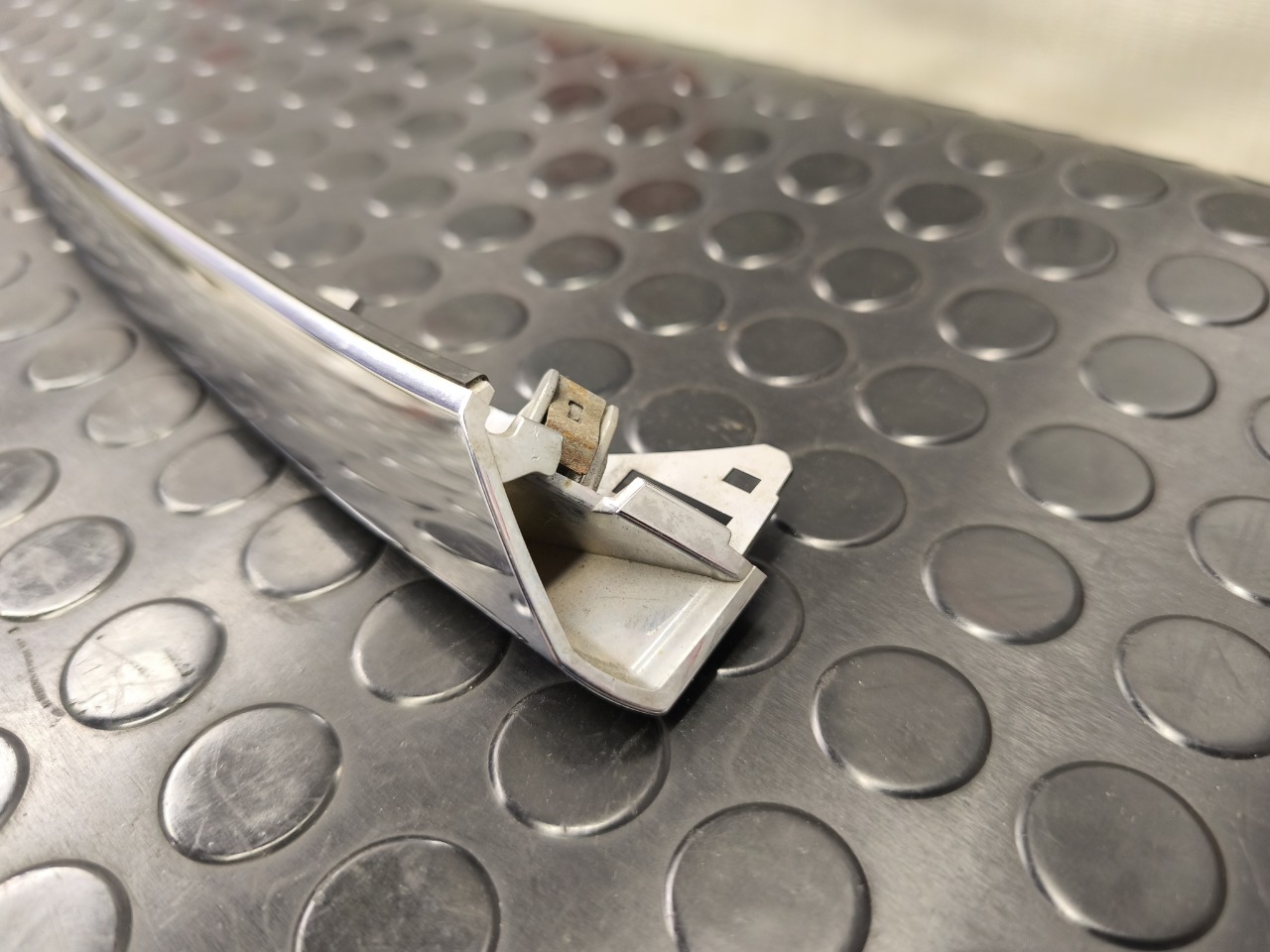 Накладка багажника, 2500 рублей, Красноярск