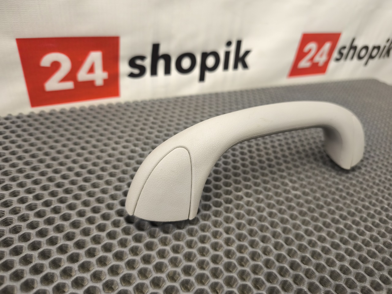 Ручка потолочная, 800 рублей, Красноярск