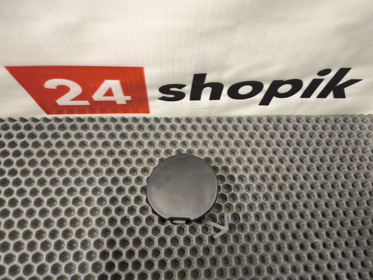 Заглушка бампера, 1000 рублей, Красноярск