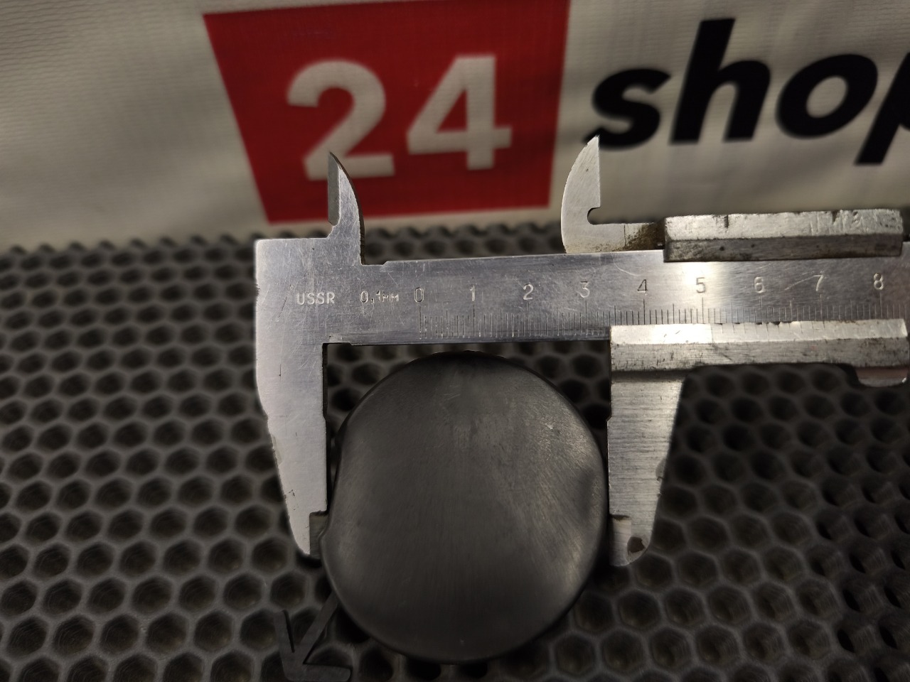 Заглушка бампера, 1000 рублей, Красноярск