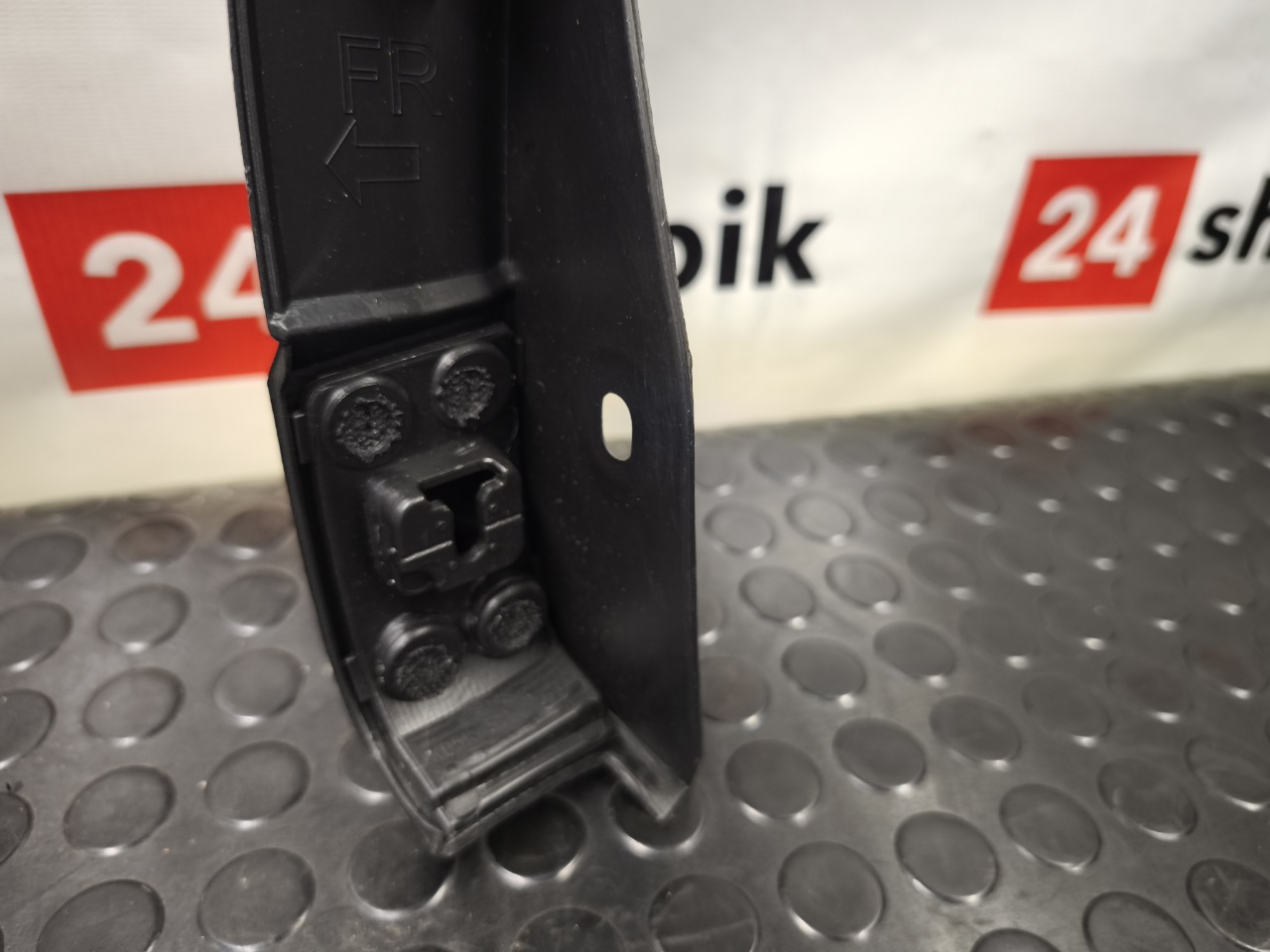 Накладка крыла, 3800 рублей, Красноярск