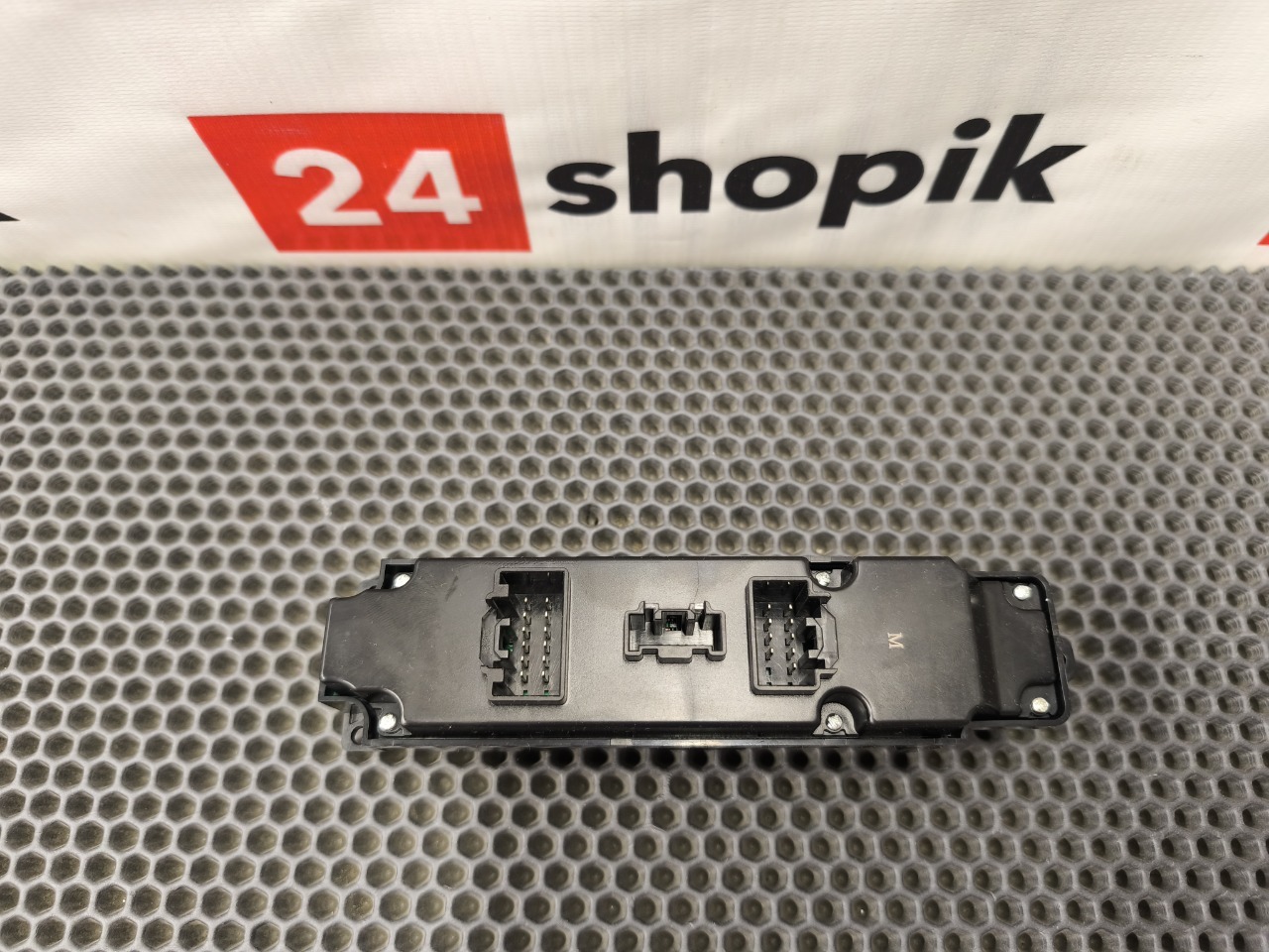 Блок управления стеклоподъемниками, 4900 рублей, Красноярск