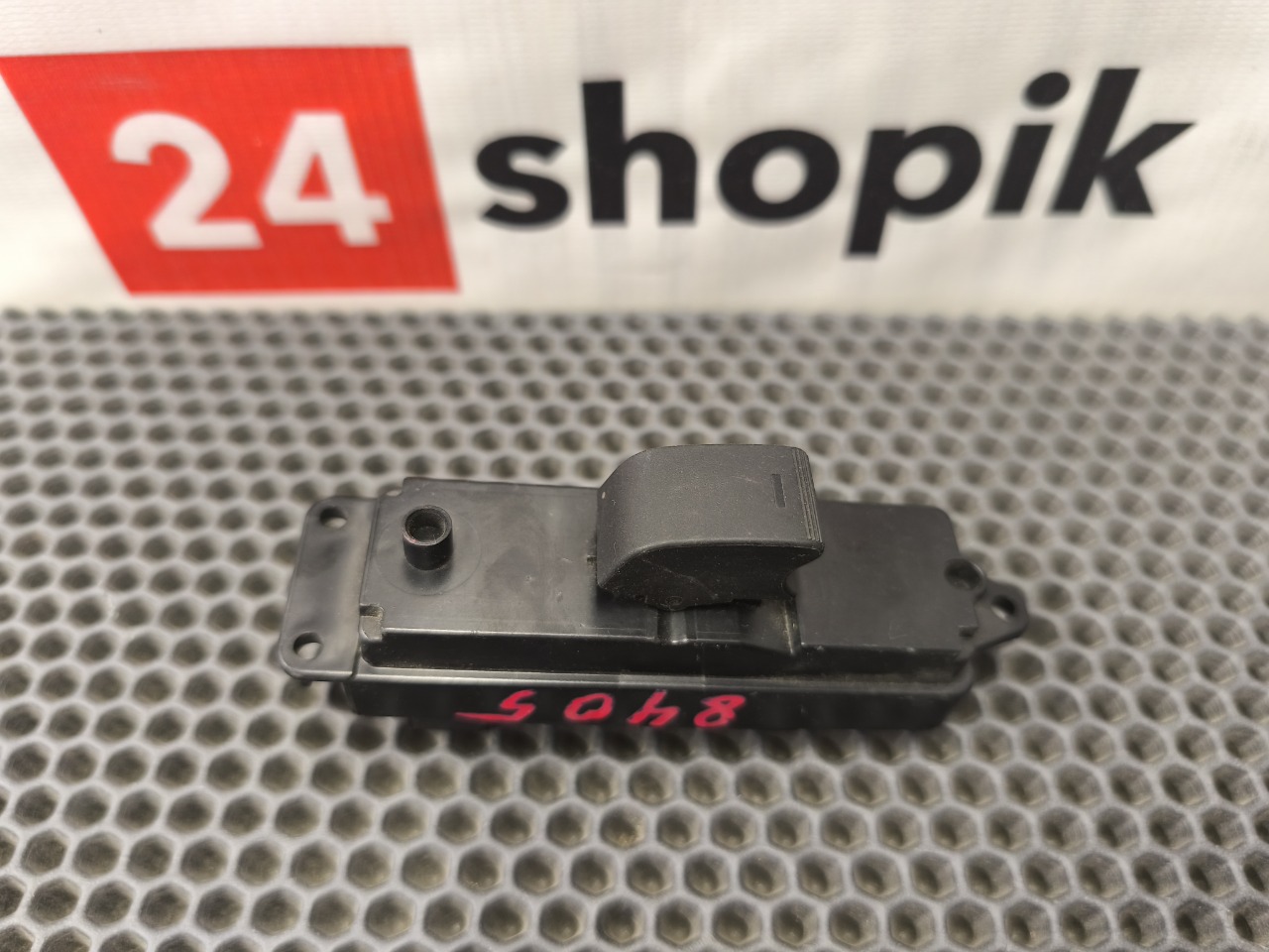 Кнопка стеклоподъемника, 1000 рублей, Красноярск