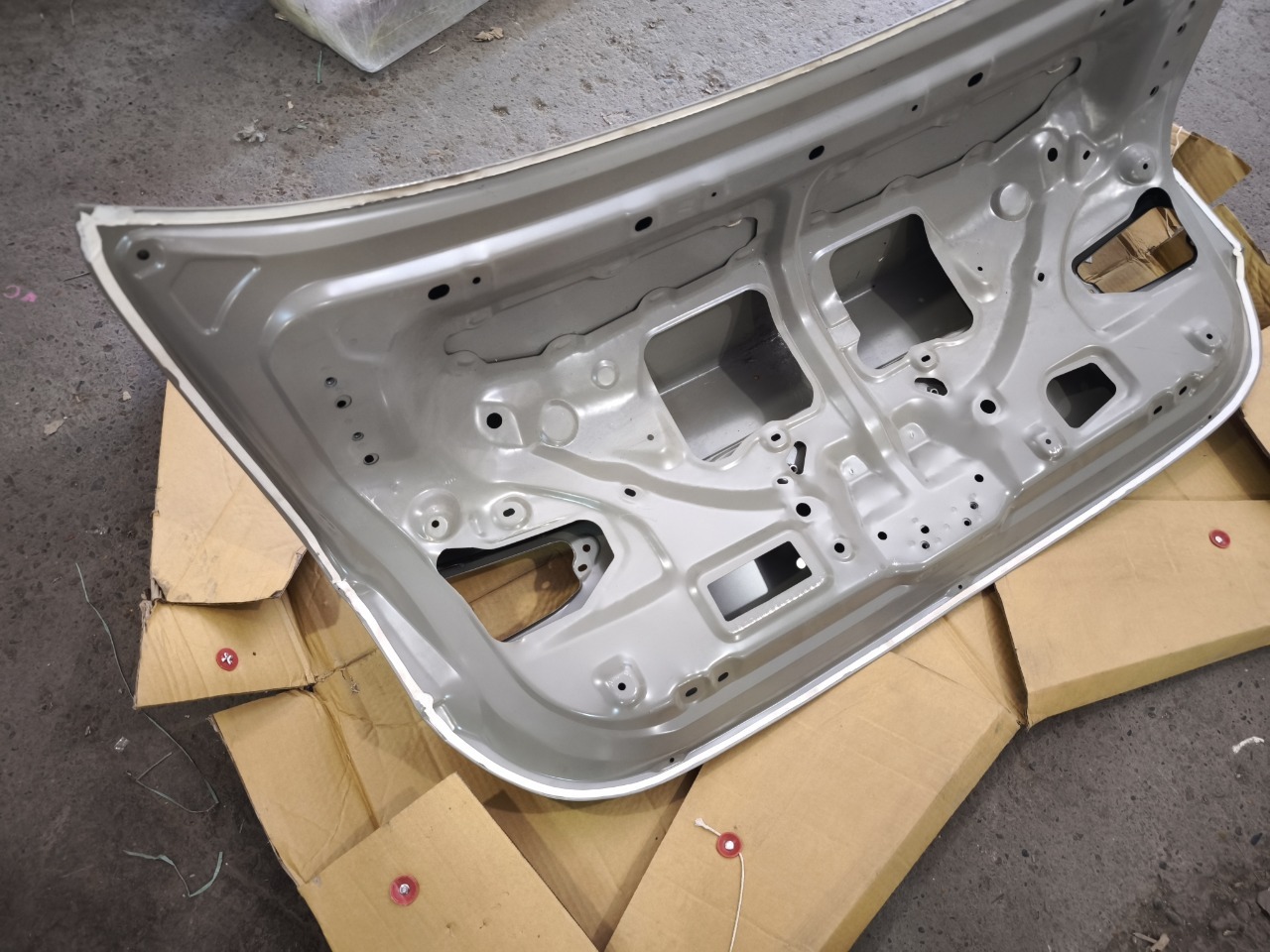 Крышка багажника, 14000 рублей, Красноярск