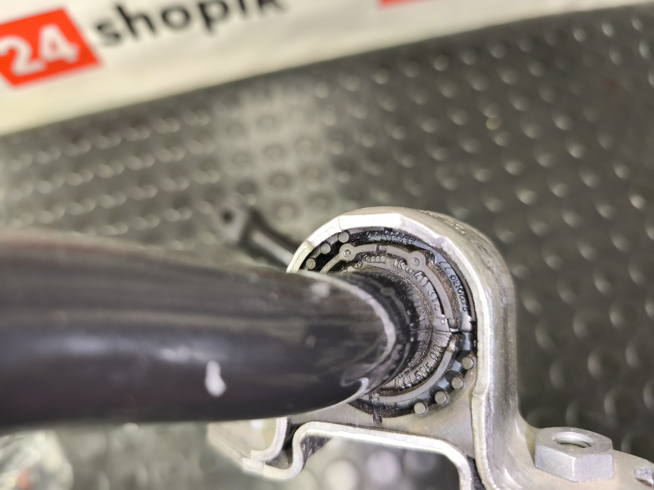 Стабилизатор поперечной устойчивости, 16500 рублей, Красноярск