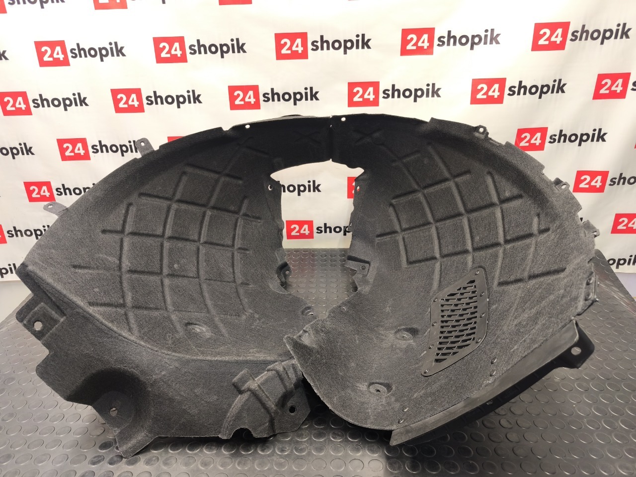 Подкрылок, 10000 рублей, Красноярск