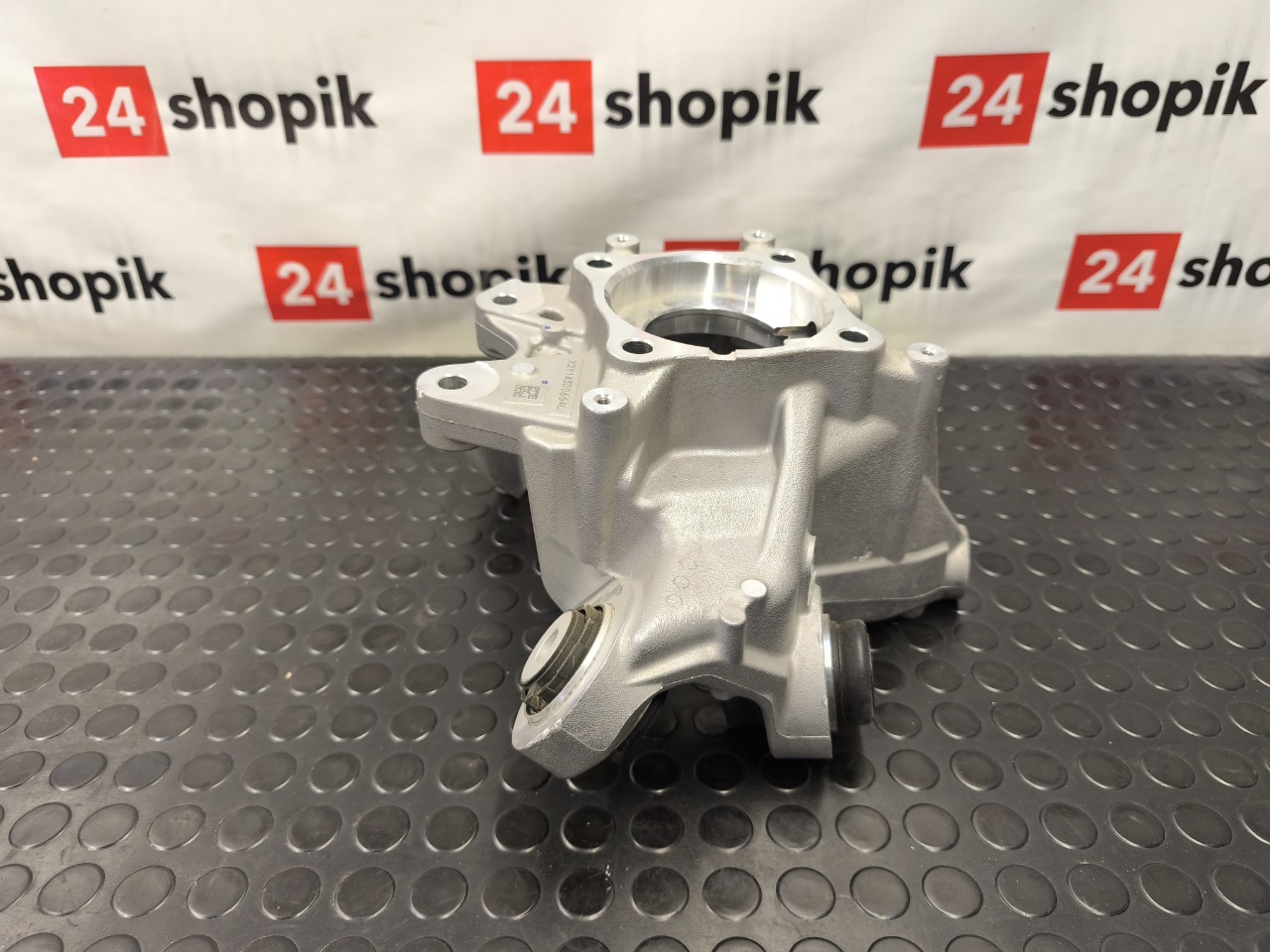 Кулак поворотный, 24000 рублей, Красноярск