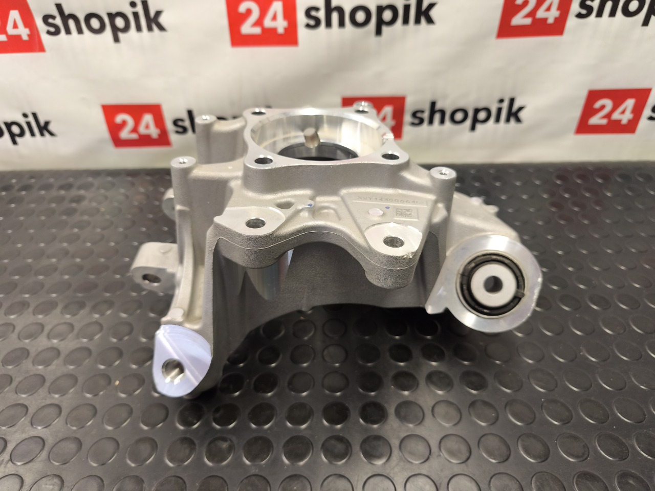 Кулак поворотный, 24000 рублей, Красноярск