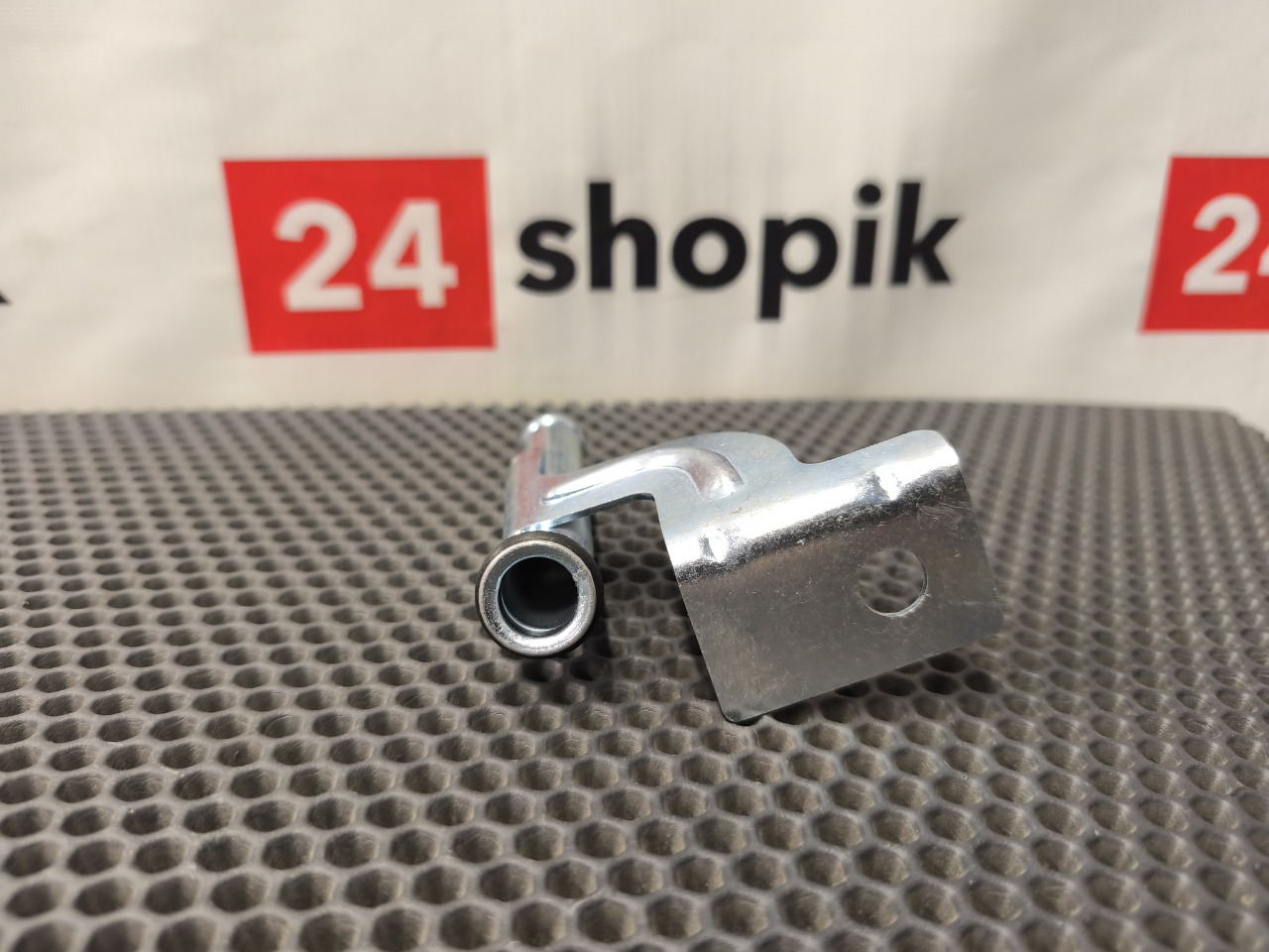 Трубка системы охлаждения, 1700 рублей, Красноярск