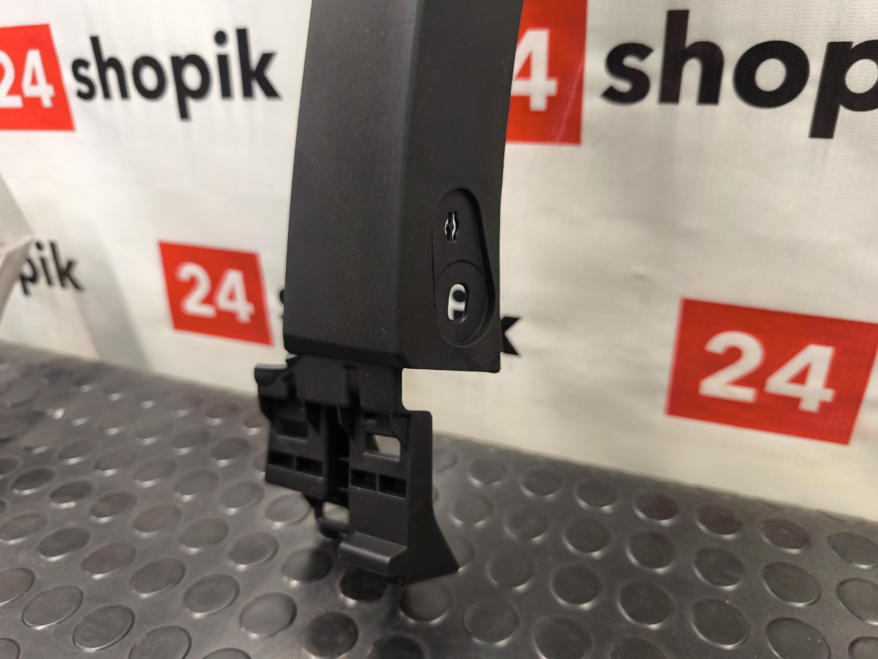 Накладка крыла, 4400 рублей, Красноярск