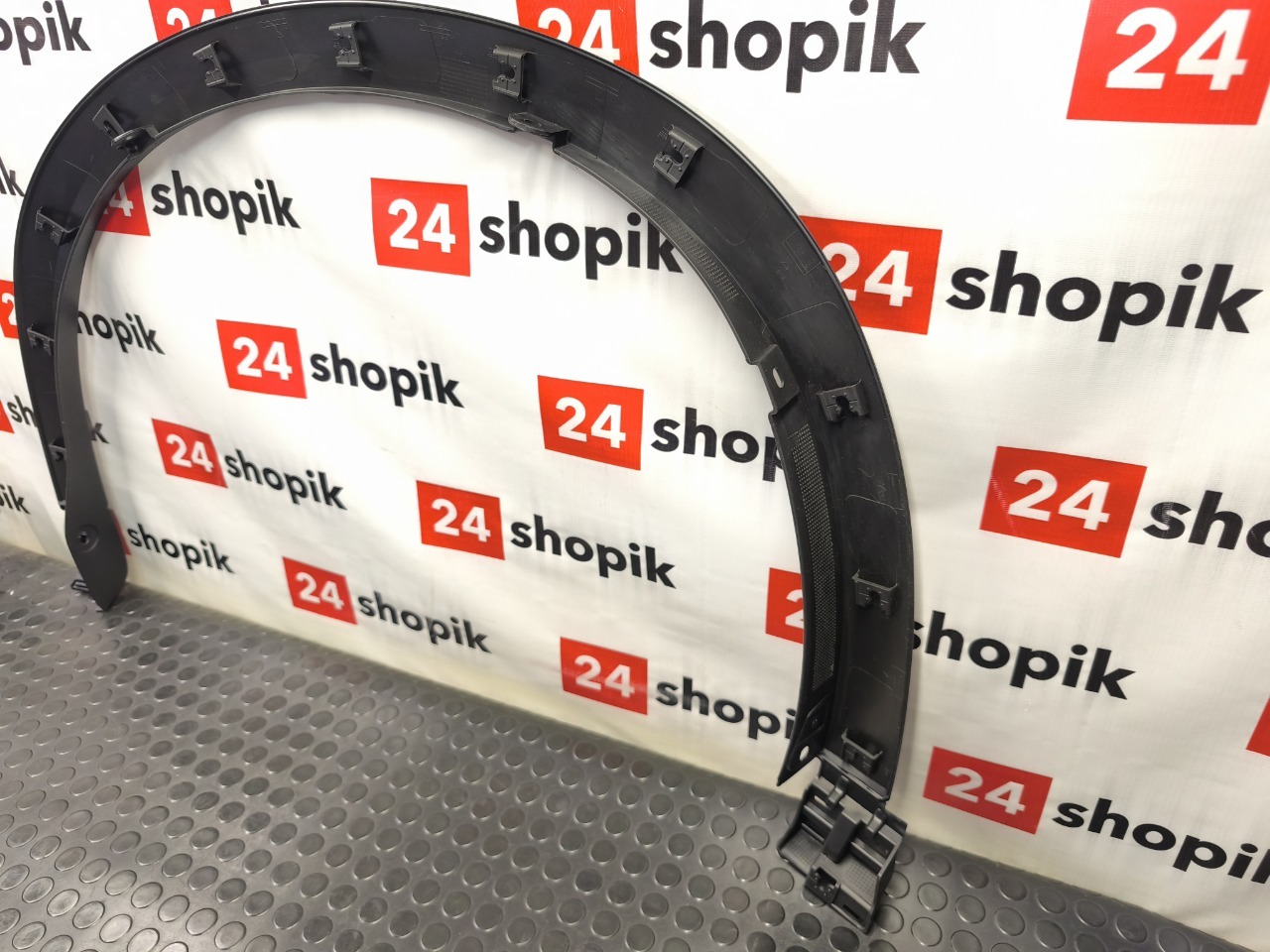 Накладка крыла, 4400 рублей, Красноярск