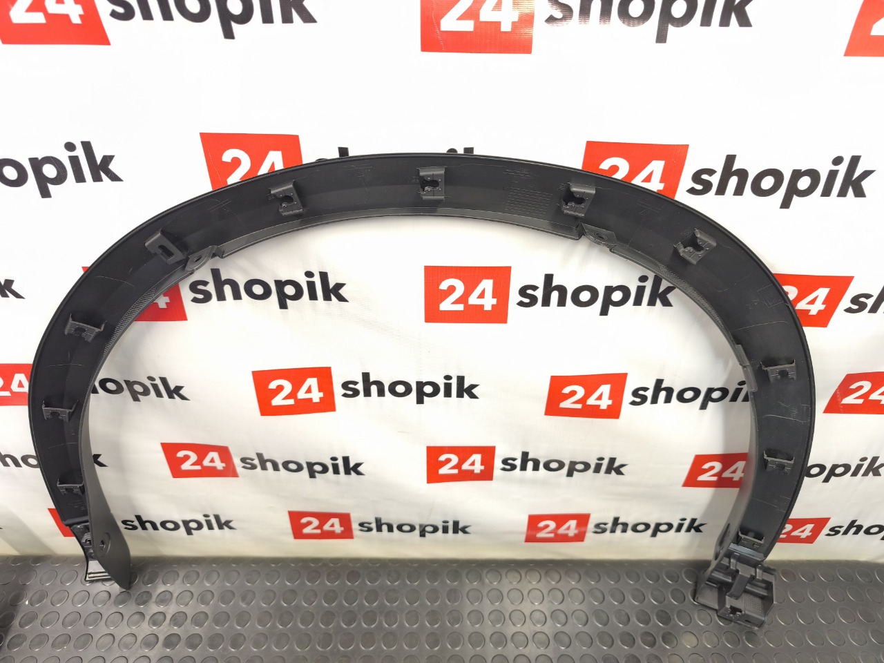 Накладка крыла, 4400 рублей, Красноярск