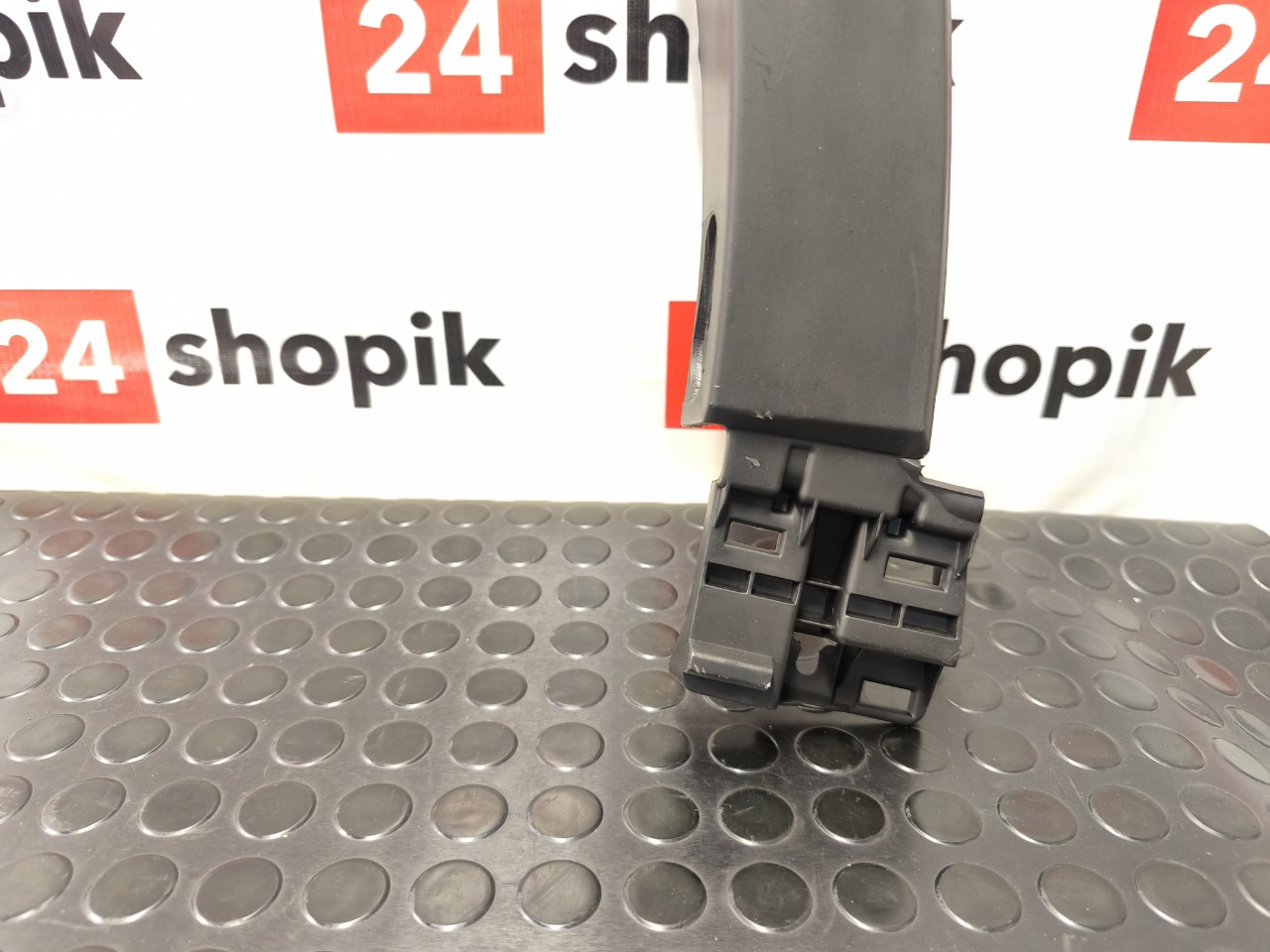 Накладка крыла, 4400 рублей, Красноярск