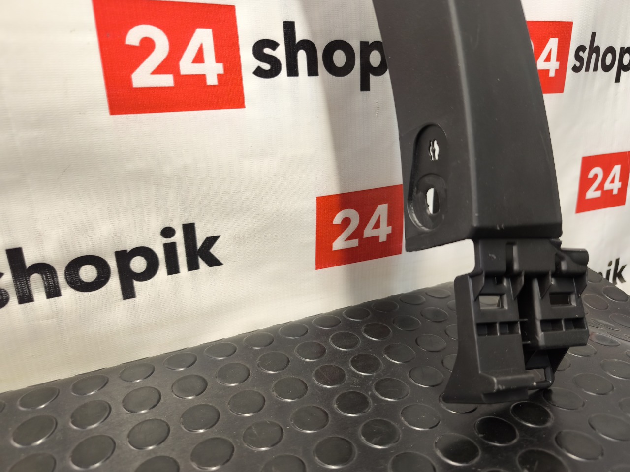 Накладка крыла, 4400 рублей, Красноярск