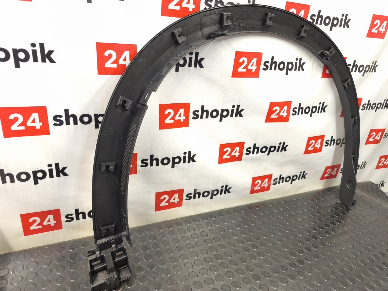 Накладка крыла, 4400 рублей, Красноярск