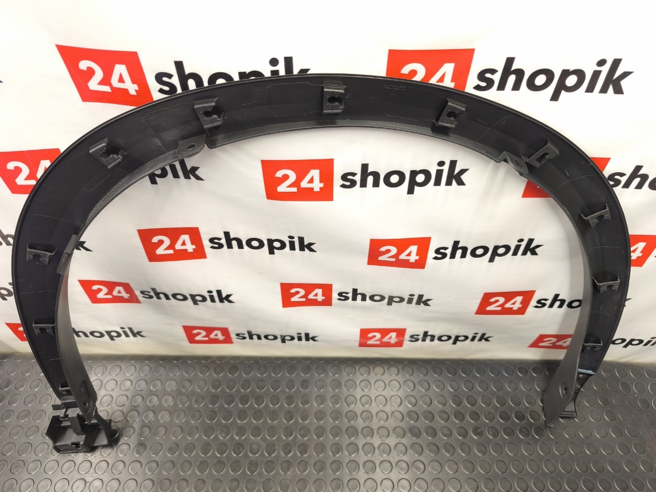 Накладка крыла, 4400 рублей, Красноярск