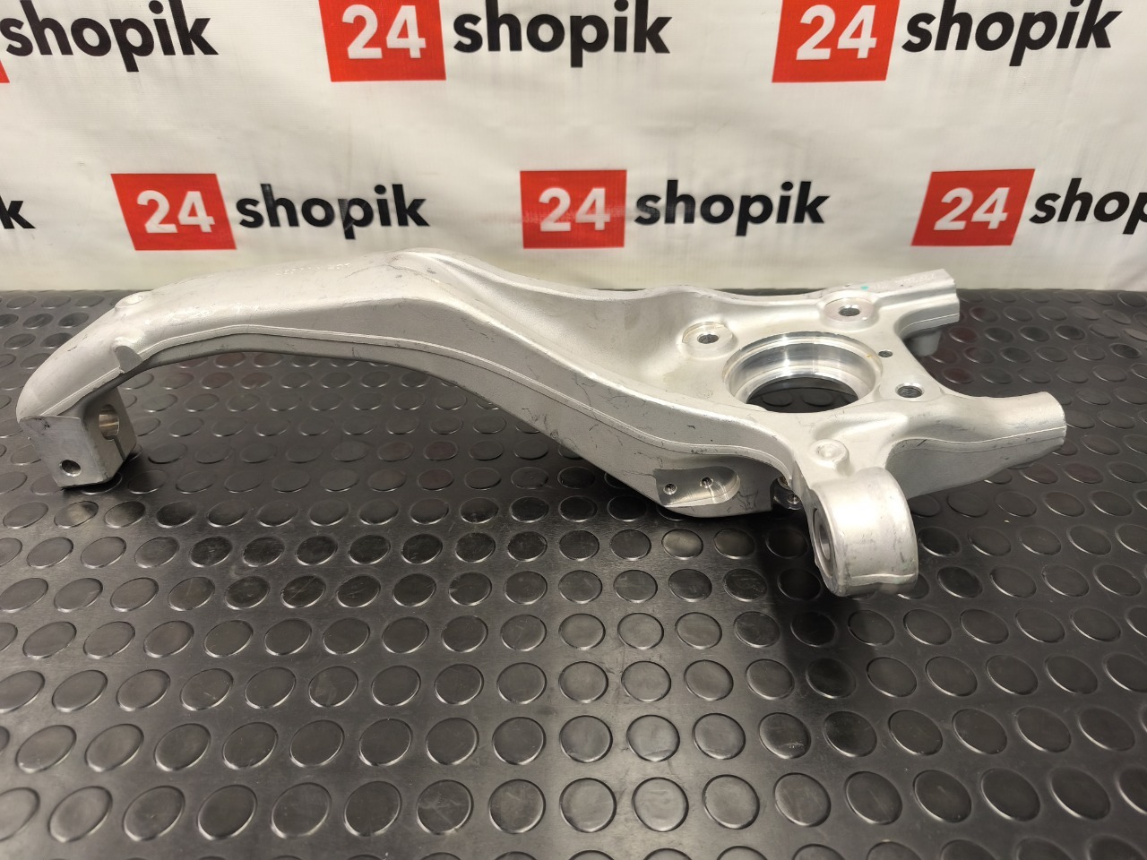 Кулак поворотный, 19500 рублей, Красноярск