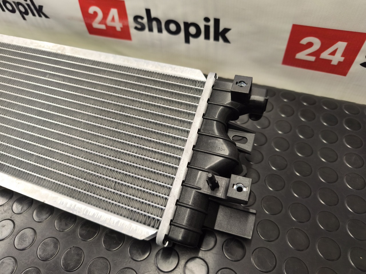 Радиатор охлаждения двигателя, 9000 рублей, Красноярск