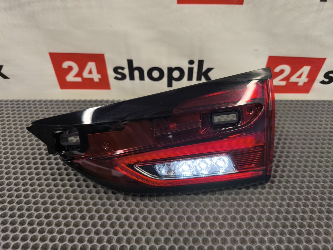 Фонарь заднего хода, 9900 рублей, Красноярск