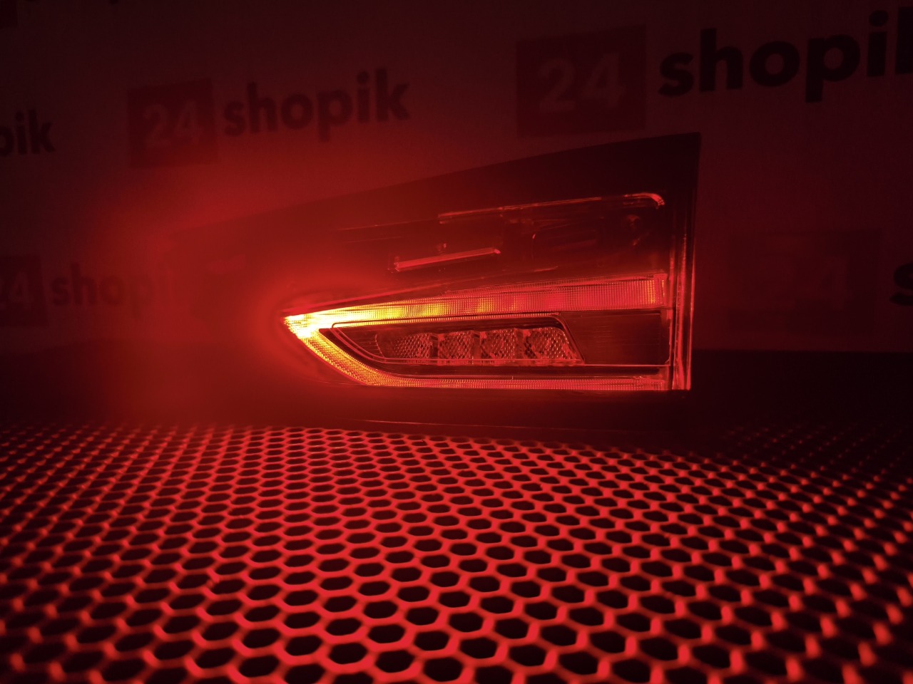 Фонарь заднего хода, 9900 рублей, Красноярск