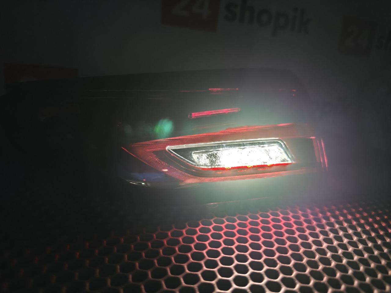 Фонарь заднего хода, 9900 рублей, Красноярск