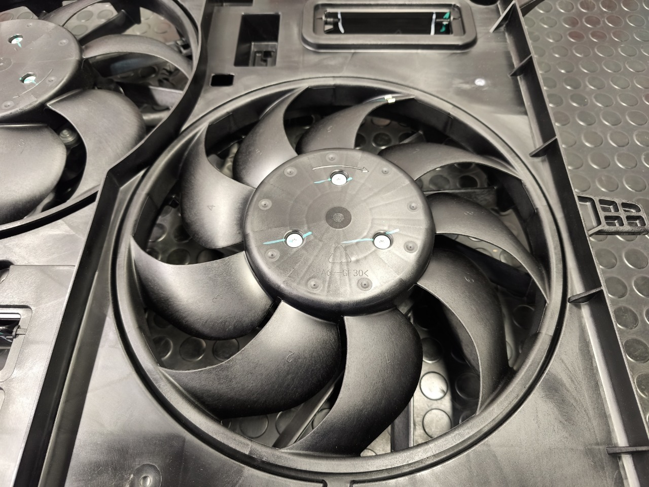 Вентилятор охлаждения двигателя, 37000 рублей, Красноярск