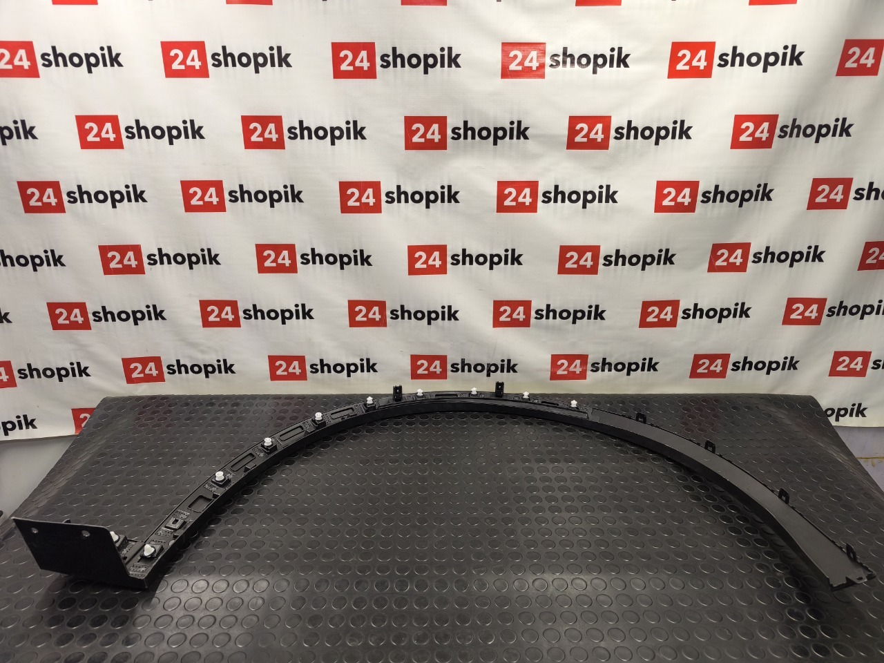 Накладка крыла, 7500 рублей, Красноярск